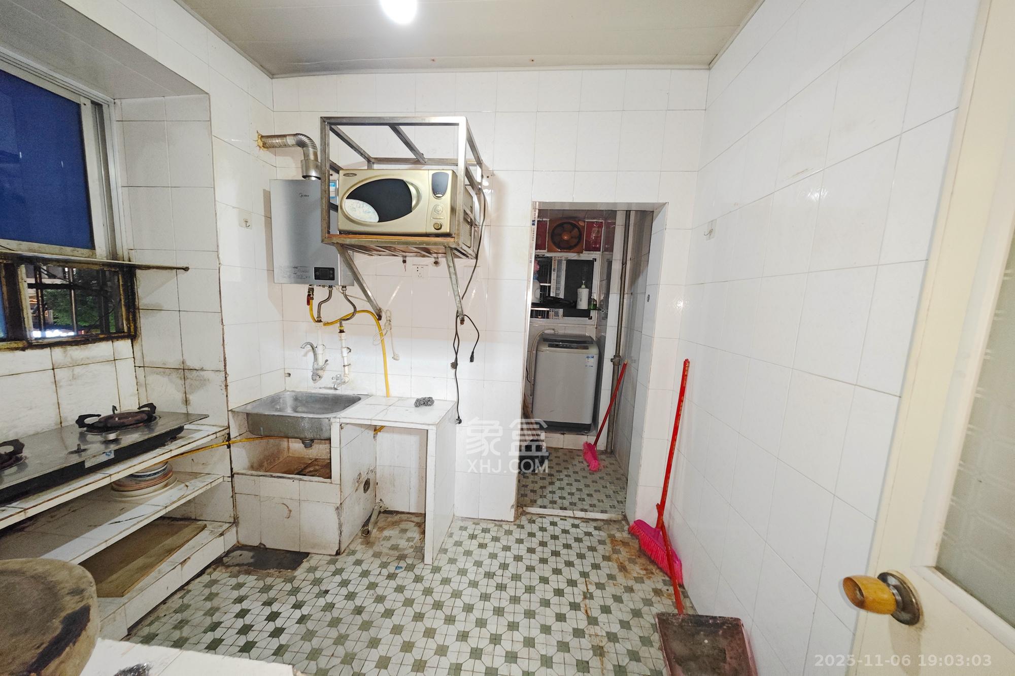 狮子山一片 3室1厅1卫 42.8万 狮子山一片 3室1厅1卫 42.8万厨房