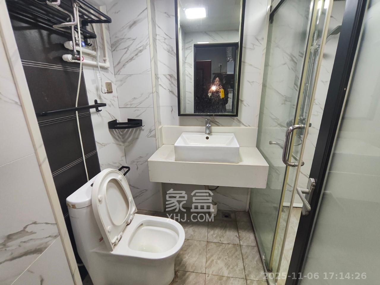 乐尚城 1室1厅1卫 1500.0元/月 乐尚城 1室1厅1卫 1500.0元/月室内图