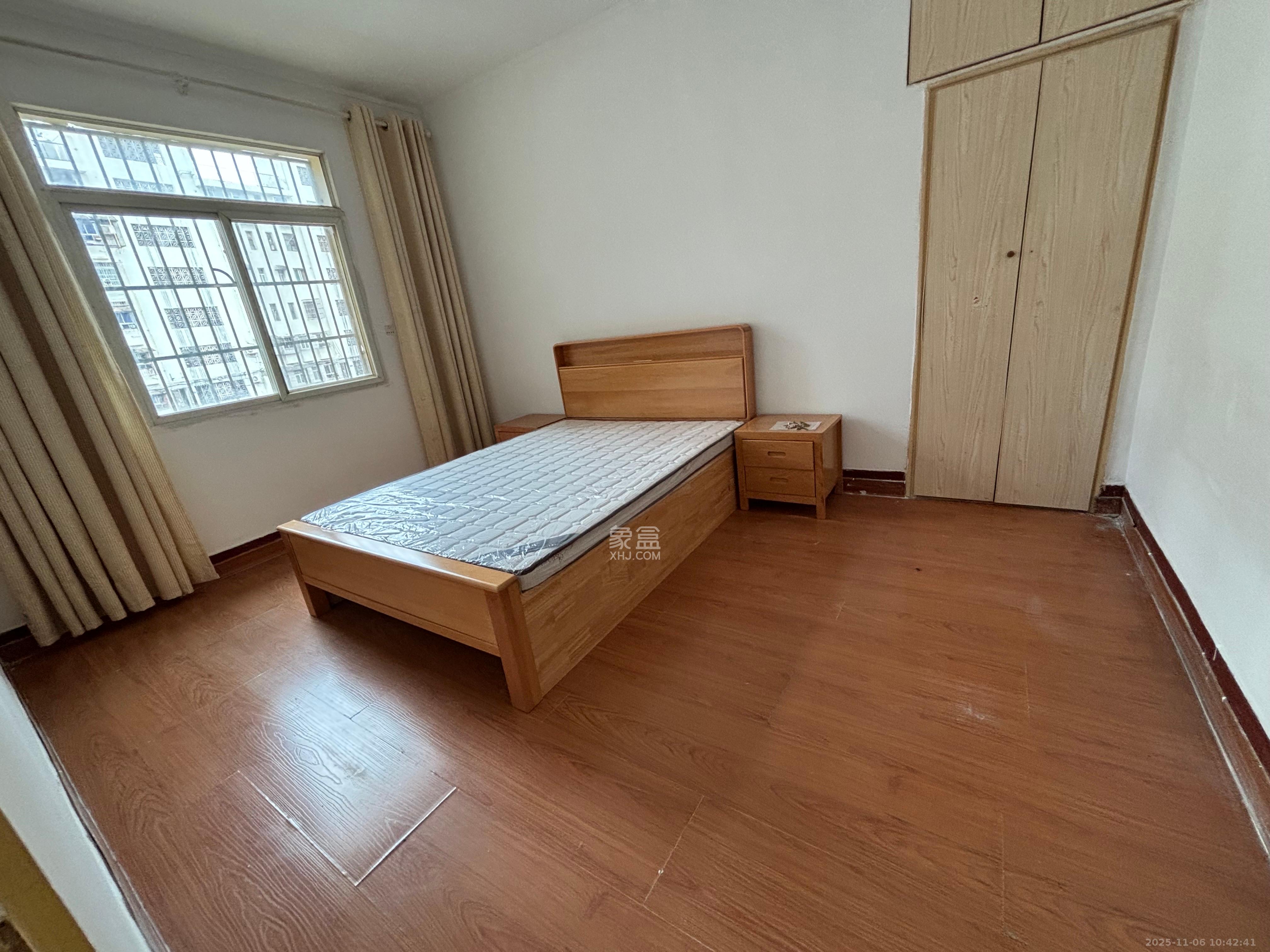 邵阳坪农垦局宿舍9号  1室1厅1卫    1600.0元/月室内图