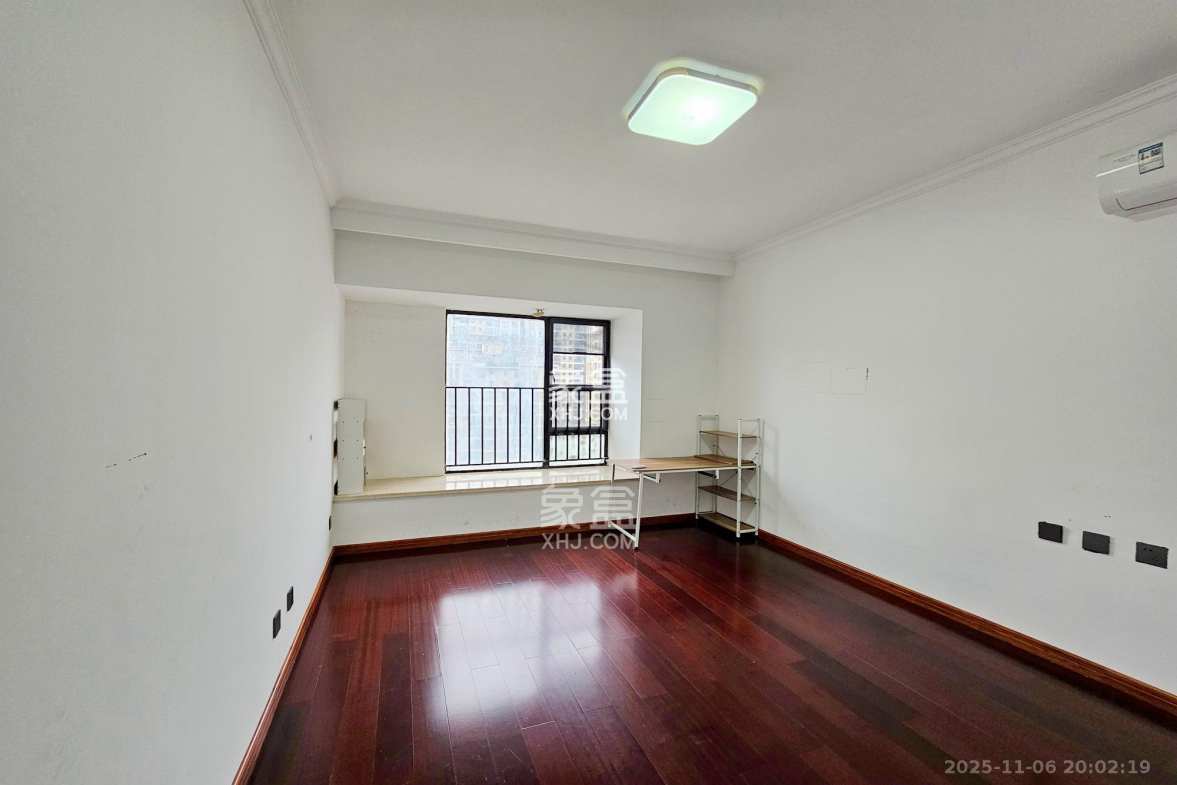 茂华禧都会 3室2厅2卫 100.0万 茂华禧都会 3室2厅2卫 100.0万卧室