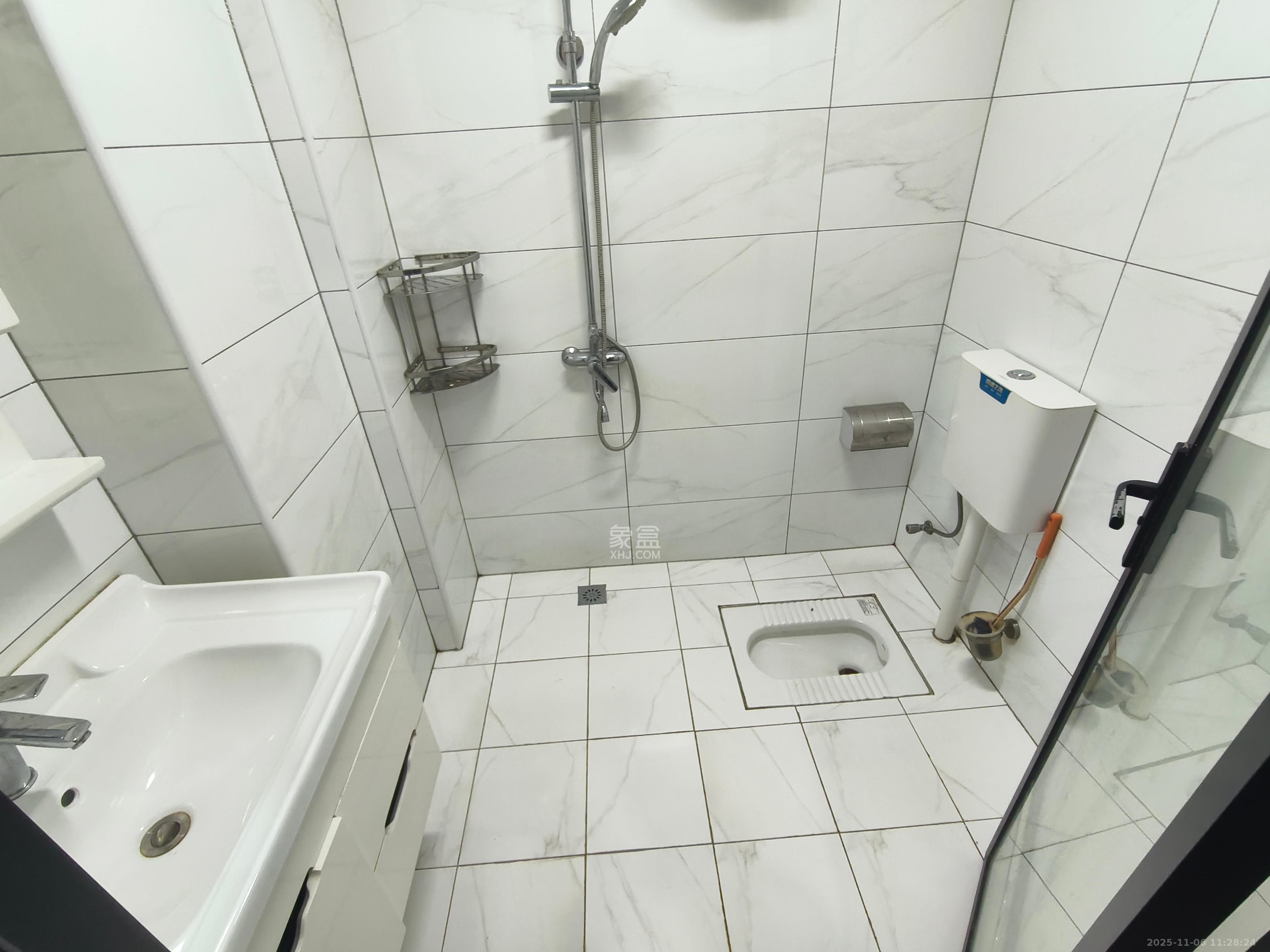 明发国际城 1室1厅1卫 1400.0元/月 明发国际城 1室1厅1卫 1400.0元/月室内图