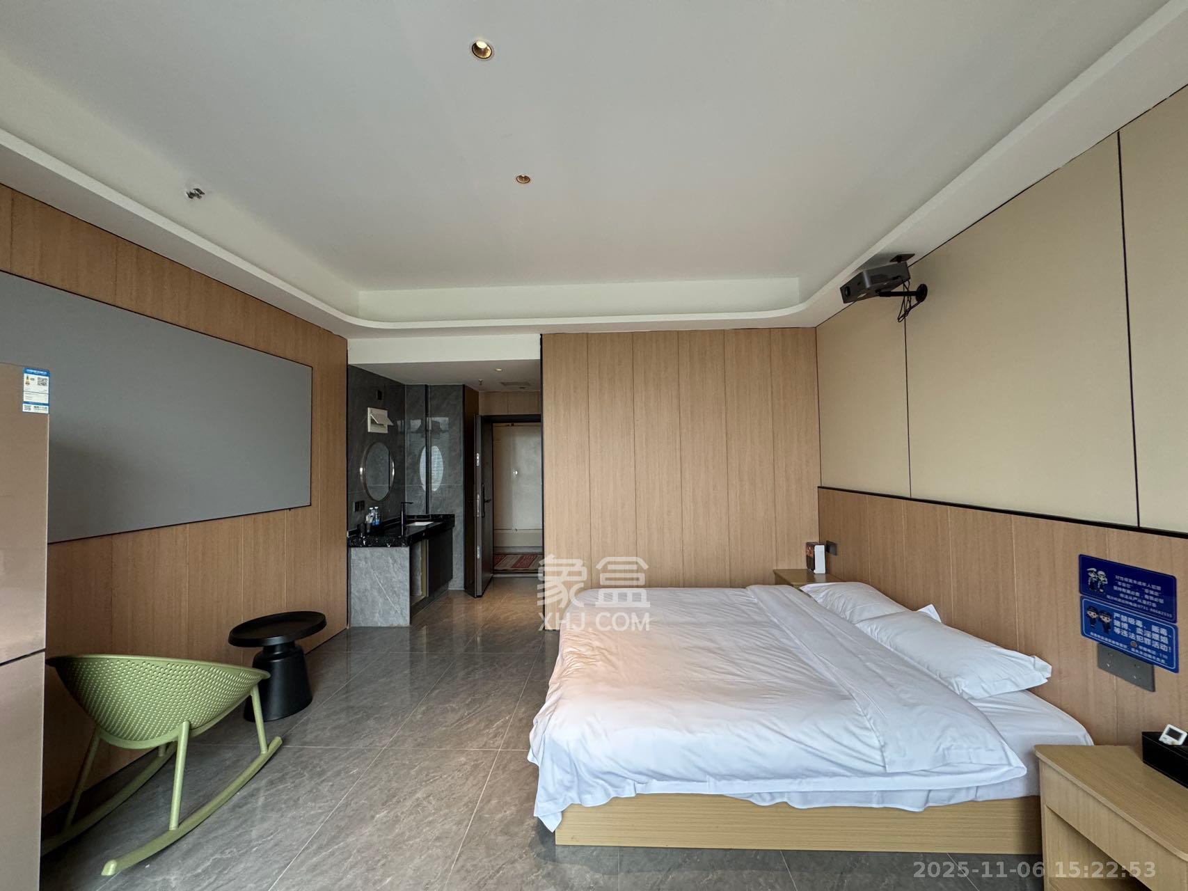 卓越中寰 2室1厅1卫 2600.0元/月 卓越中寰 2室1厅1卫 2600.0元/月室内图