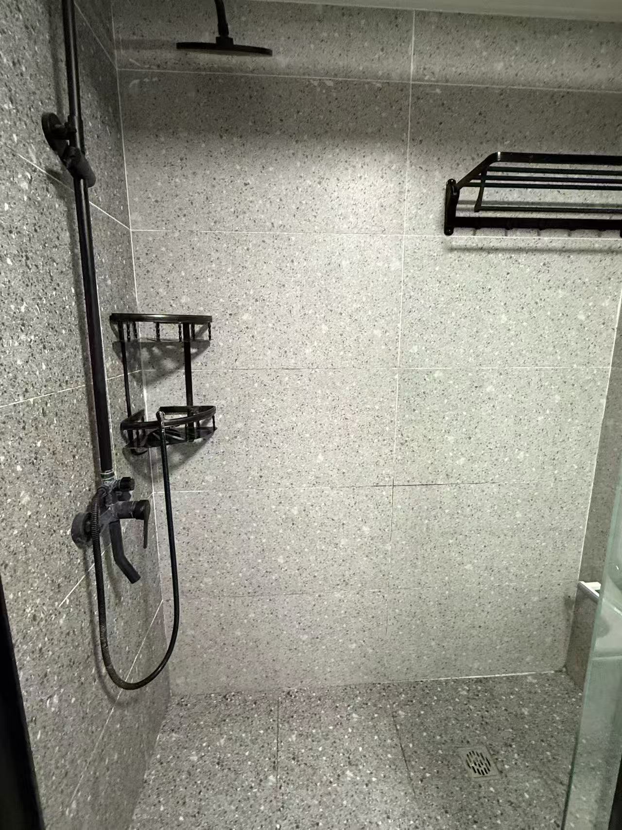 鑫天国际（鑫天偶遇）  1室1厅1卫    1200.0元/月室内图