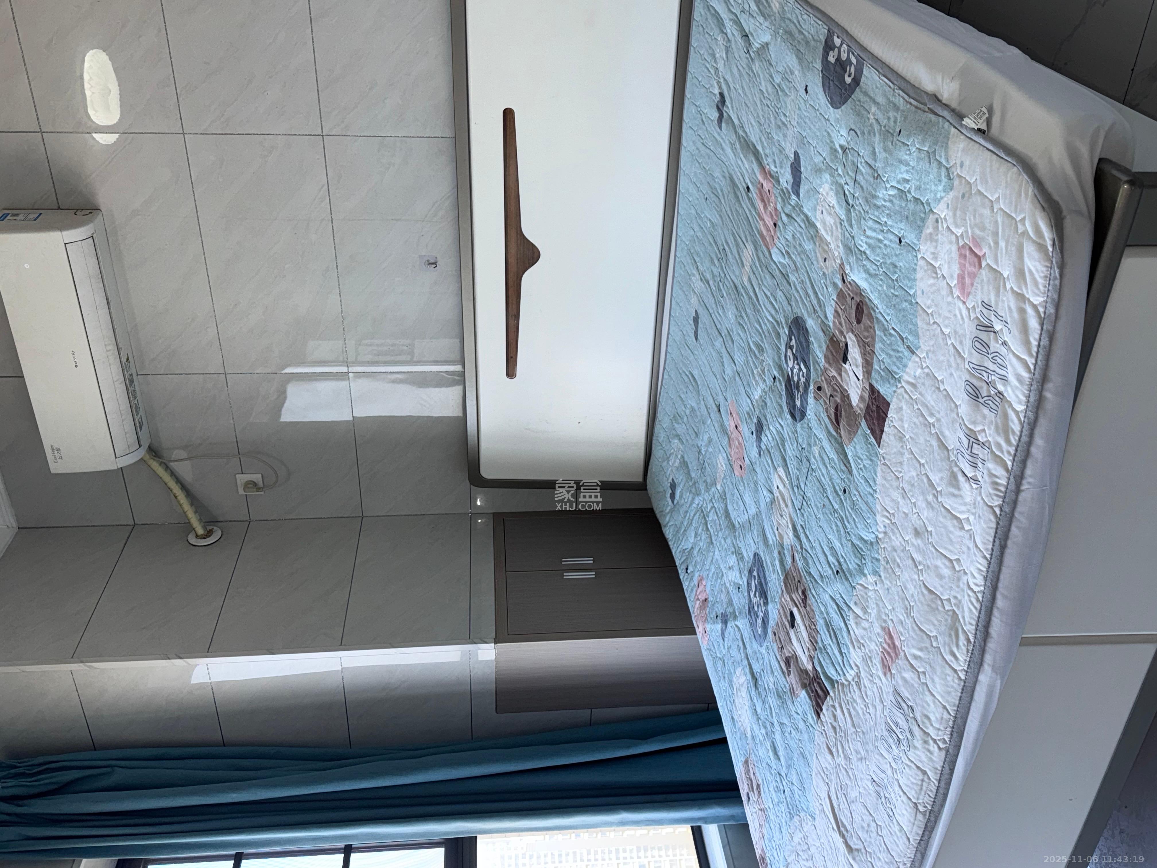 中南国际眼镜城(中伟商业中心) 1室1厅1卫 1200.0元/月 中南国际眼镜城(中伟商业中心) 1室1厅1卫 1200.0元/月室内图