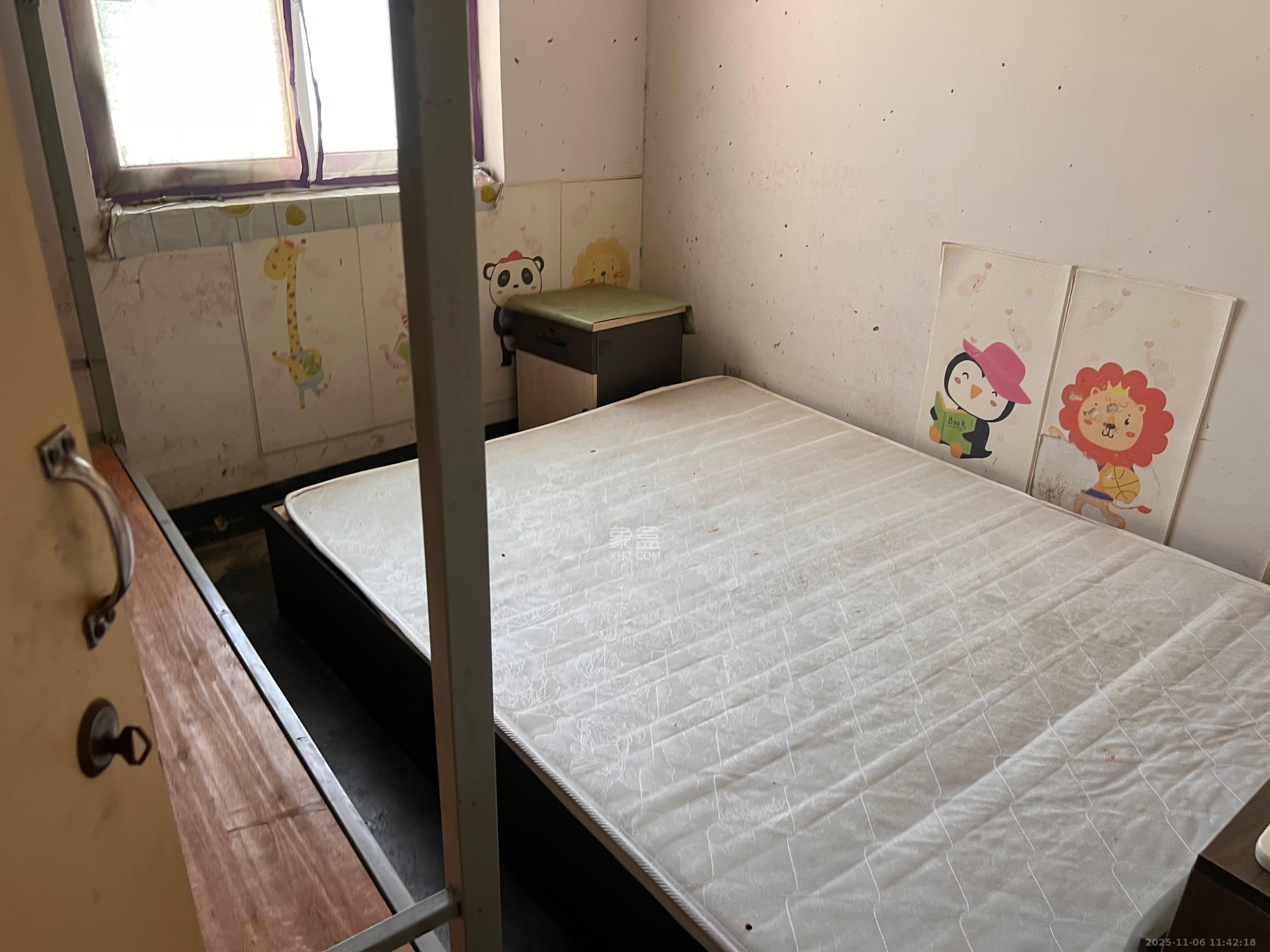 谷山乐园二期  1室1厅1卫    900.0元/月室内图