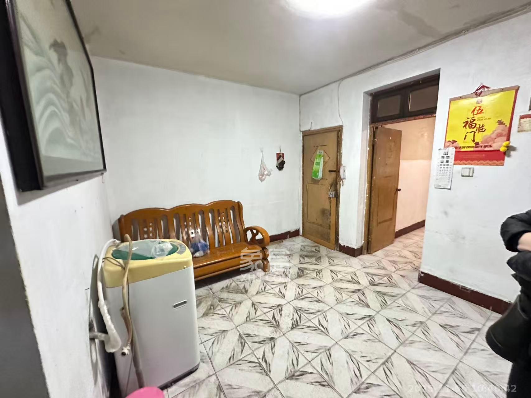 开发公司宿舍 1室1厅1卫 1200.0元/月 开发公司宿舍 1室1厅1卫 1200.0元/月室内图