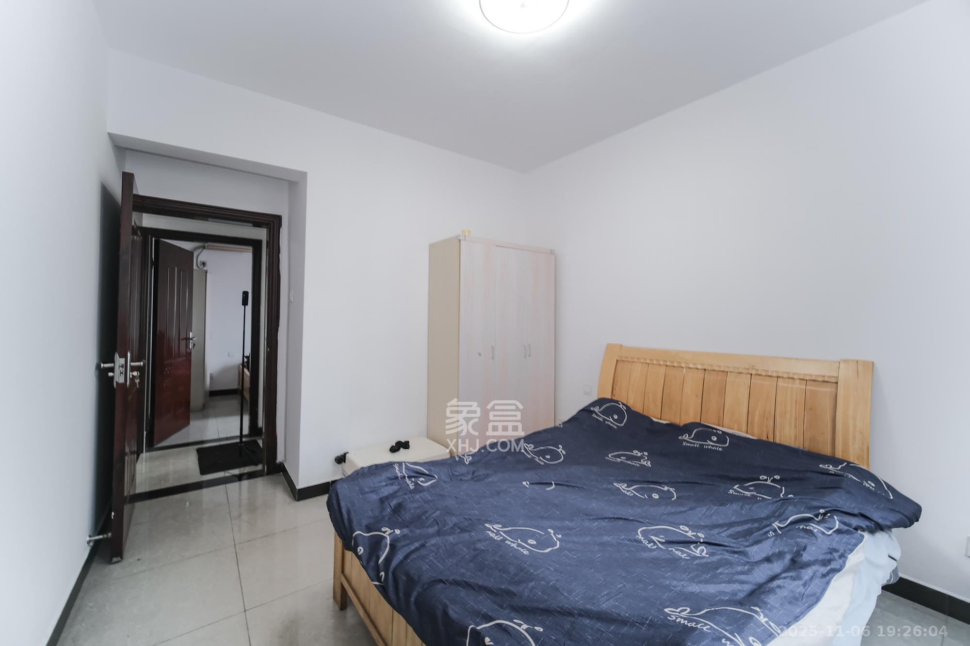 盛地春天里  3室2厅1卫    49.8万卧室