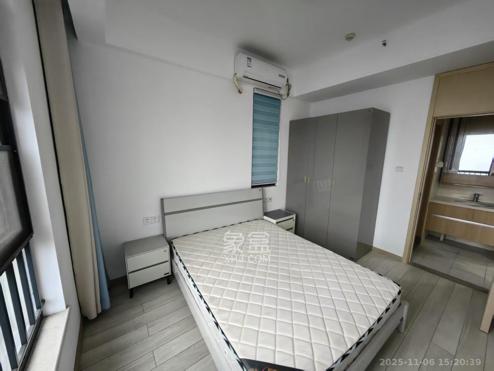 启迪协信中心  2室1厅1卫    2800.0元/月室内图