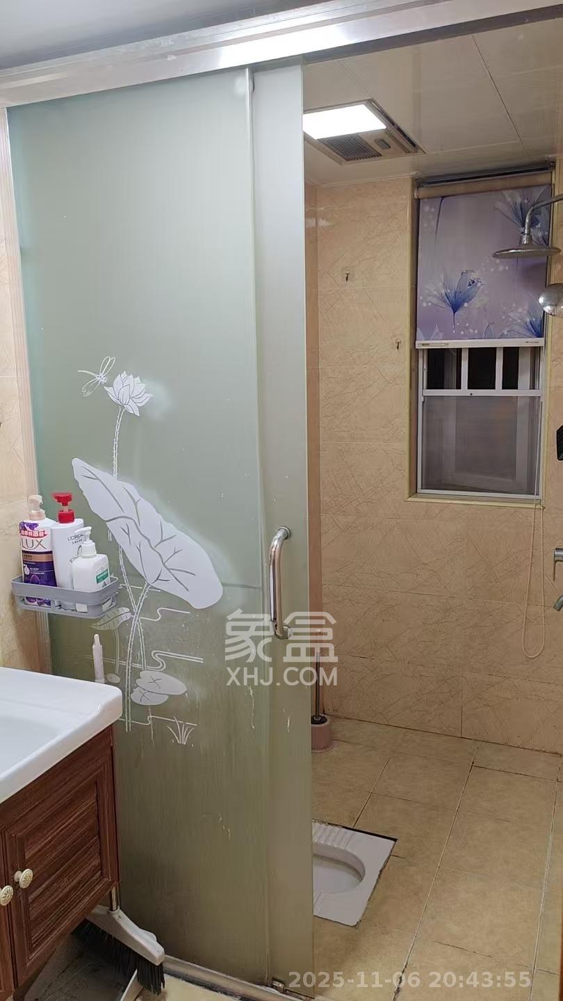 MOMA当代广场  1室2厅1卫    1800.0元/月室内图