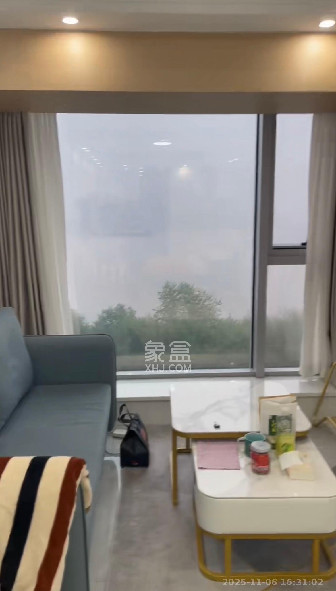 兰亭湾畔  1室1厅1卫    1800.0元/月室内图