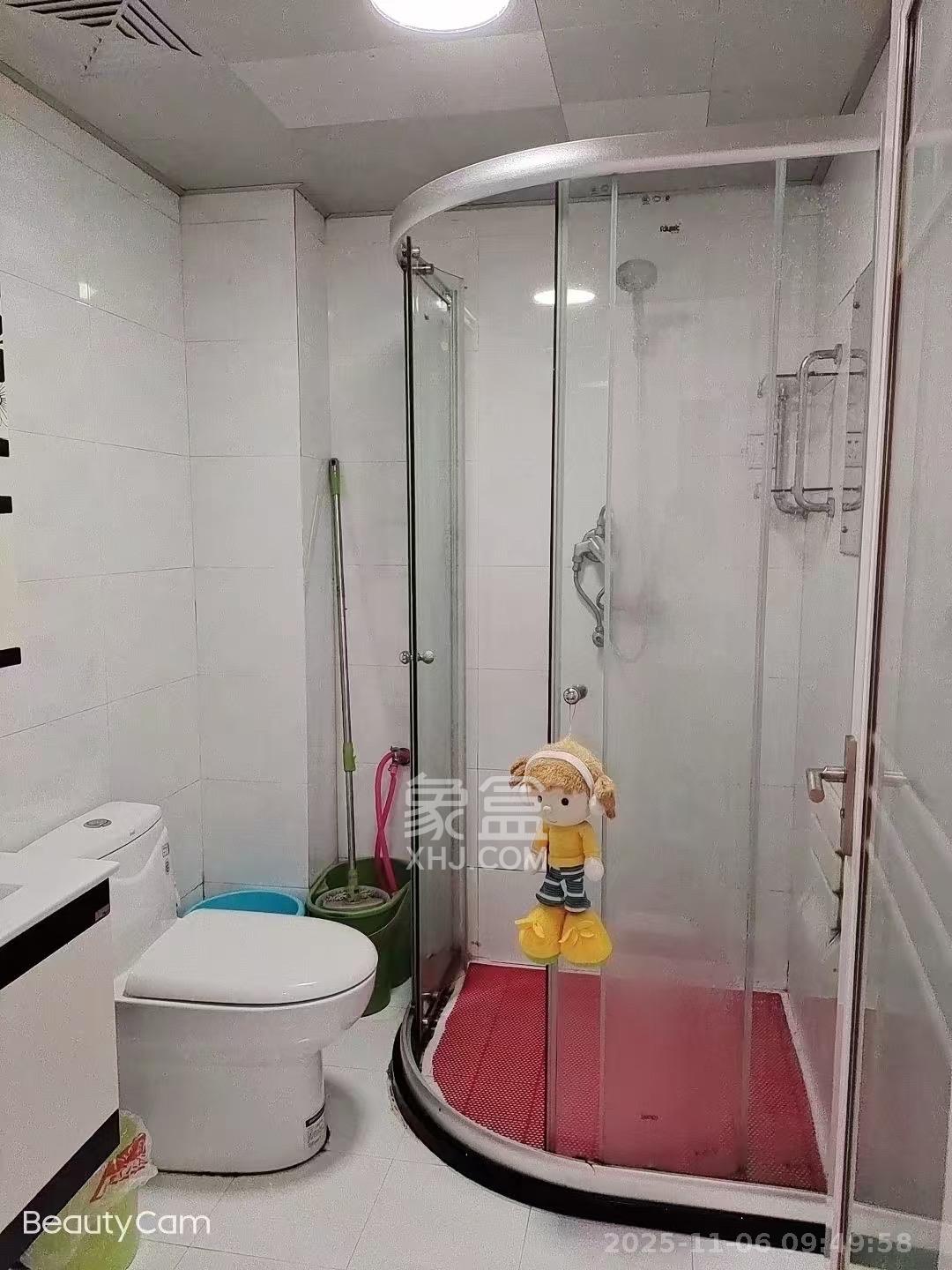 共和世家 1室1厅1卫 2000.0元/月 共和世家 1室1厅1卫 2000.0元/月室内图