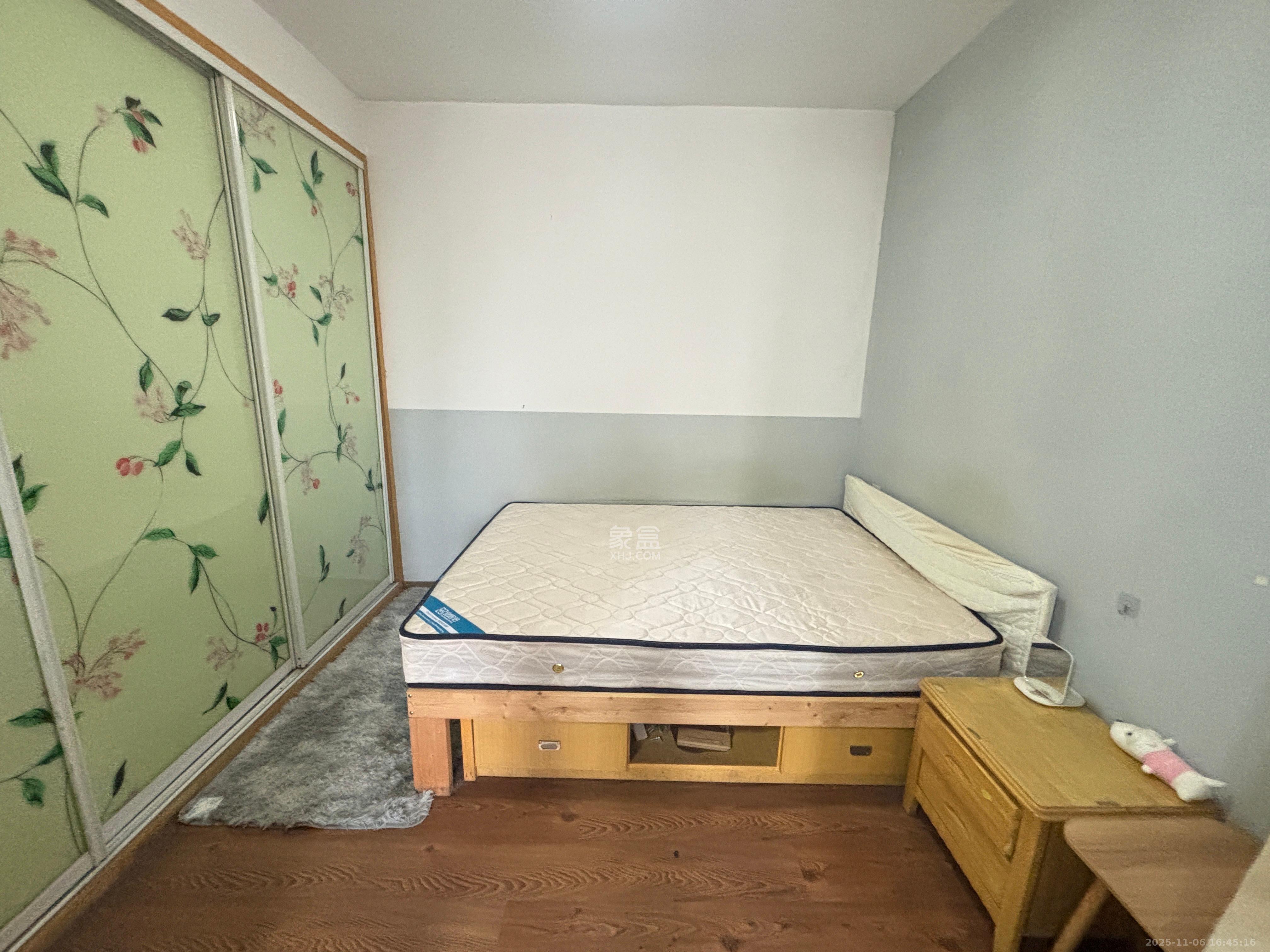 新芙蓉之都  1室1厅1卫    1800.0元/月室内图