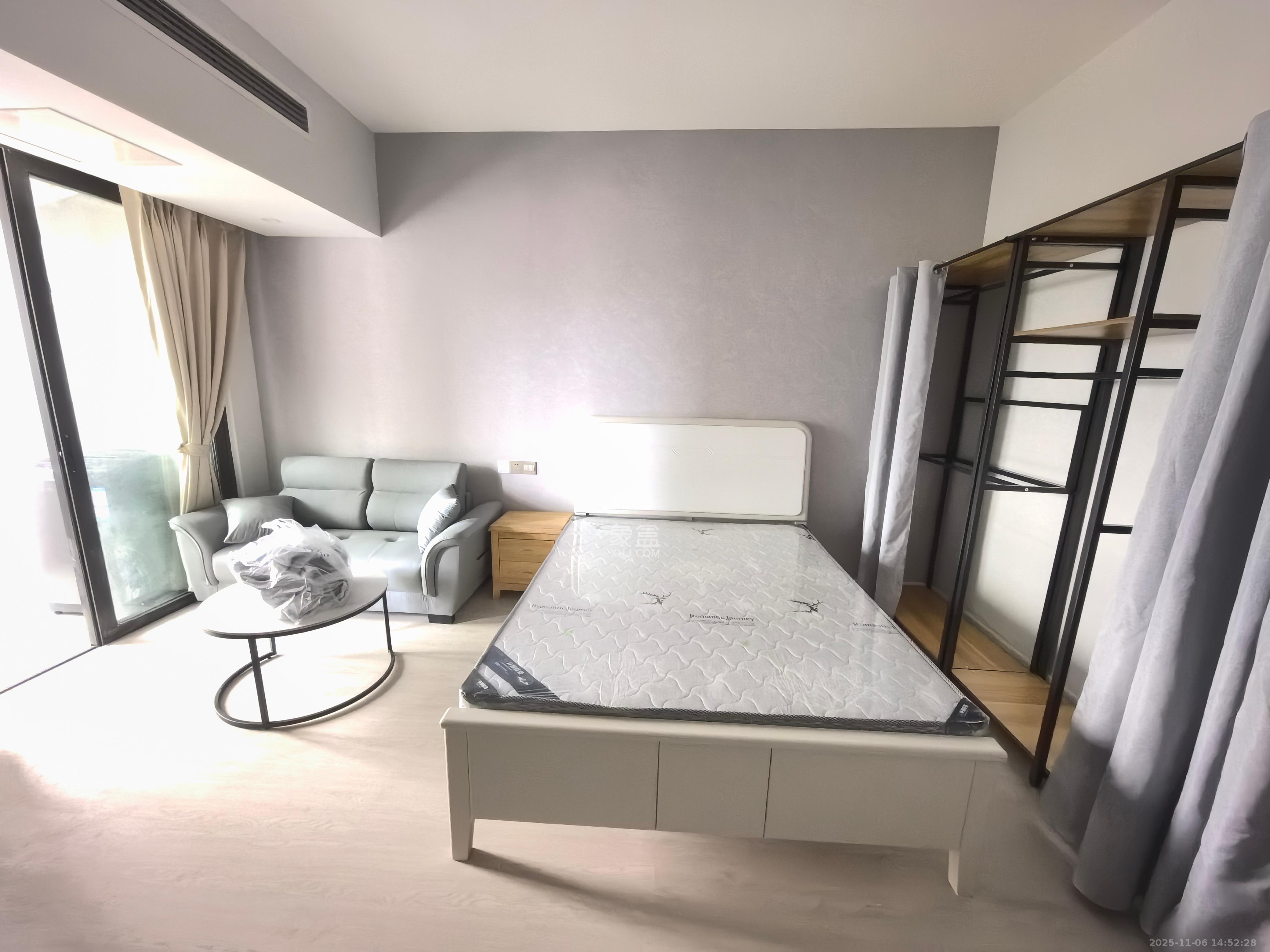 中信凯旋蓝岸(中信新城三期) 1室1厅1卫 1300.0元/月 中信凯旋蓝岸(中信新城三期) 1室1厅1卫 1300.0元/月室内图