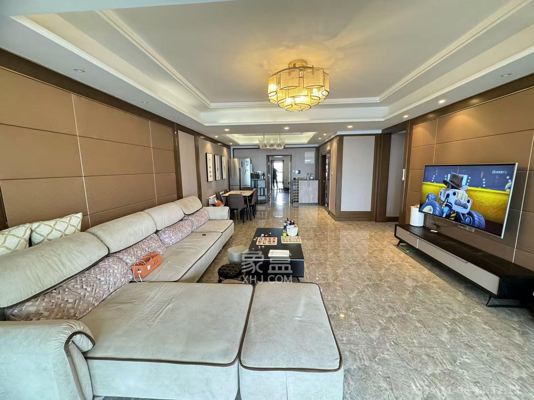 恒大御景半岛湘江苑（恒大御景半岛一期）  4室2厅2卫    6500.0元/月