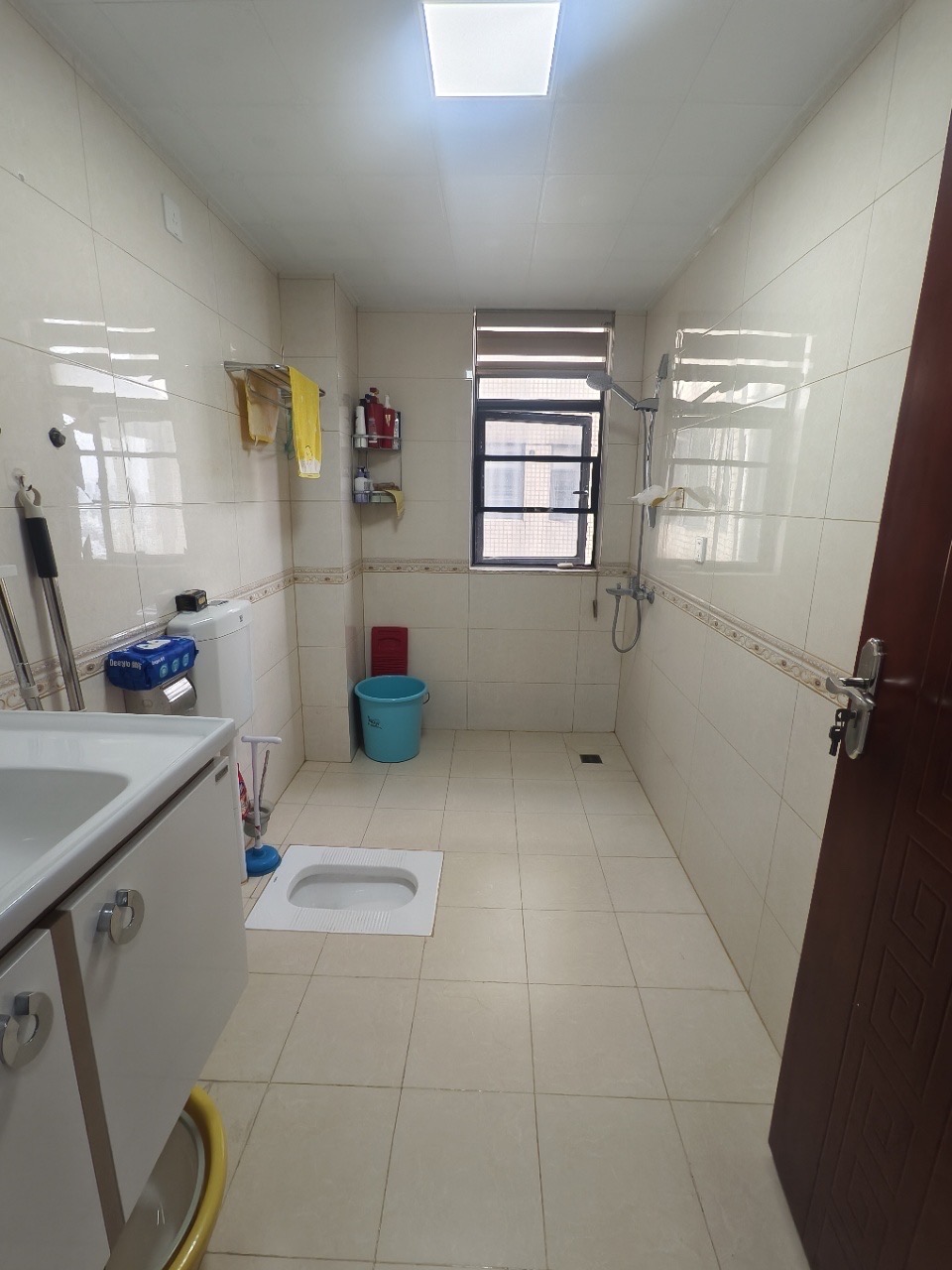 省政协小区  3室2厅2卫    159.0万客厅