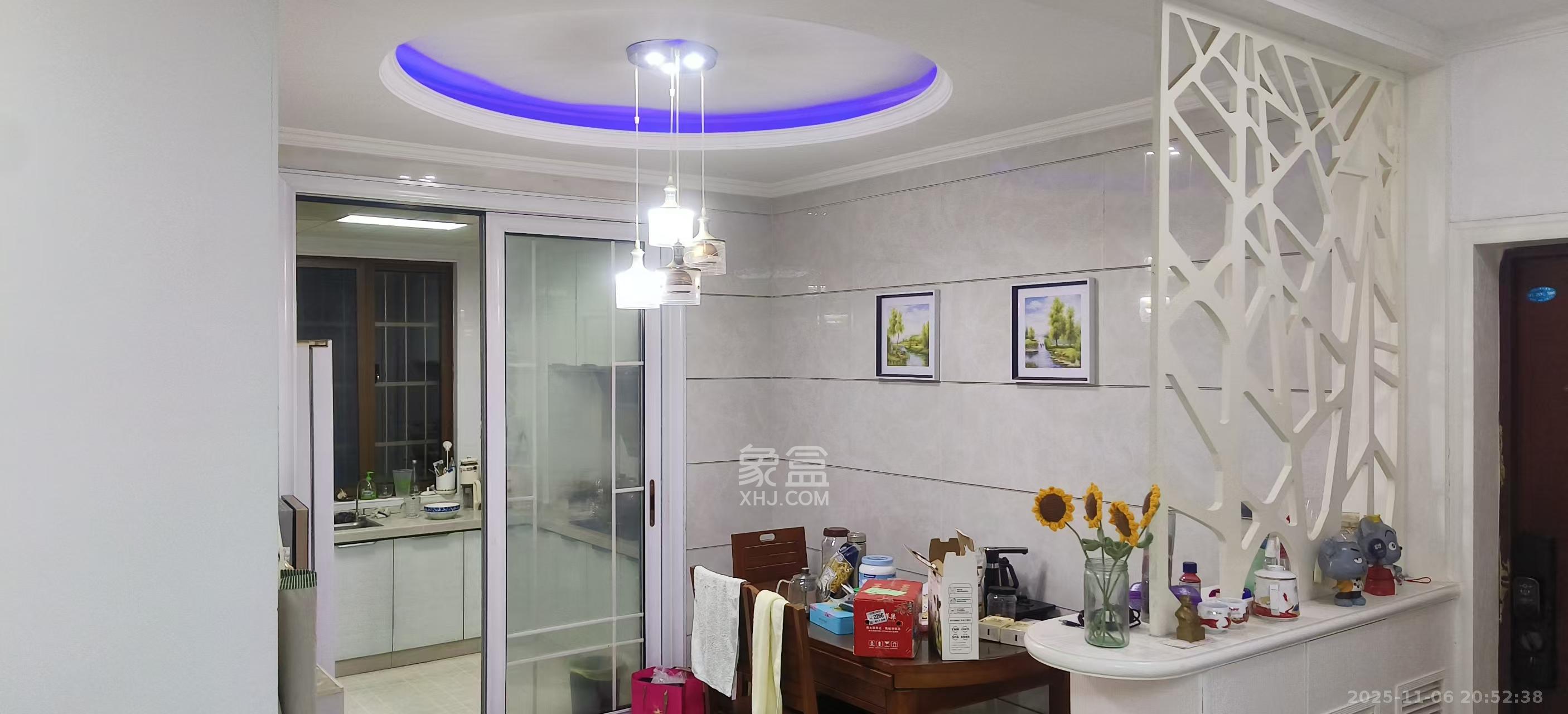 水木华麓 3室2厅2卫 2500.0元/月 水木华麓 3室2厅2卫 2500.0元/月室内图