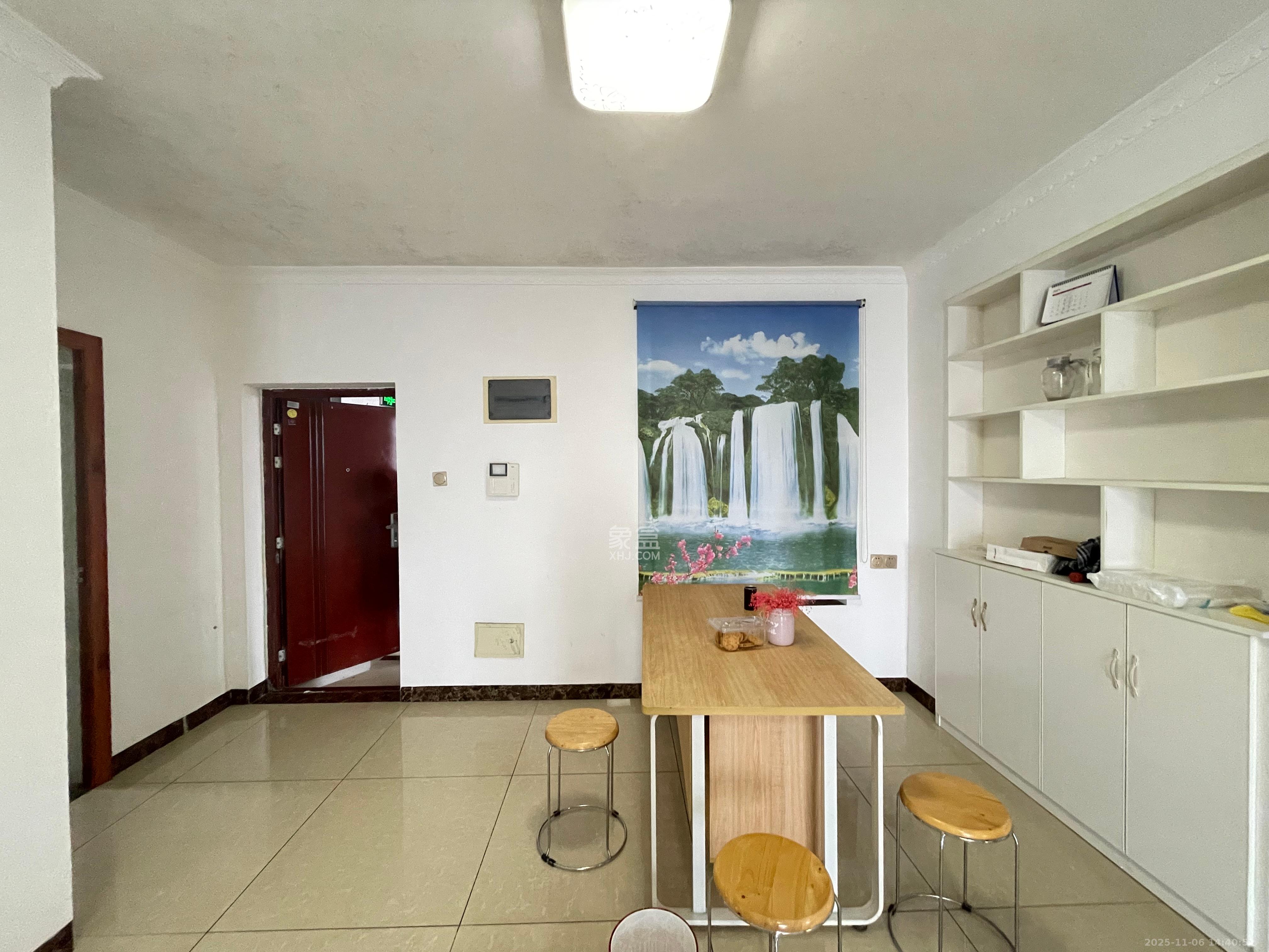 保利麓谷林语F区 3室2厅1卫 2500.0元/月 保利麓谷林语F区 3室2厅1卫 2500.0元/月室内图