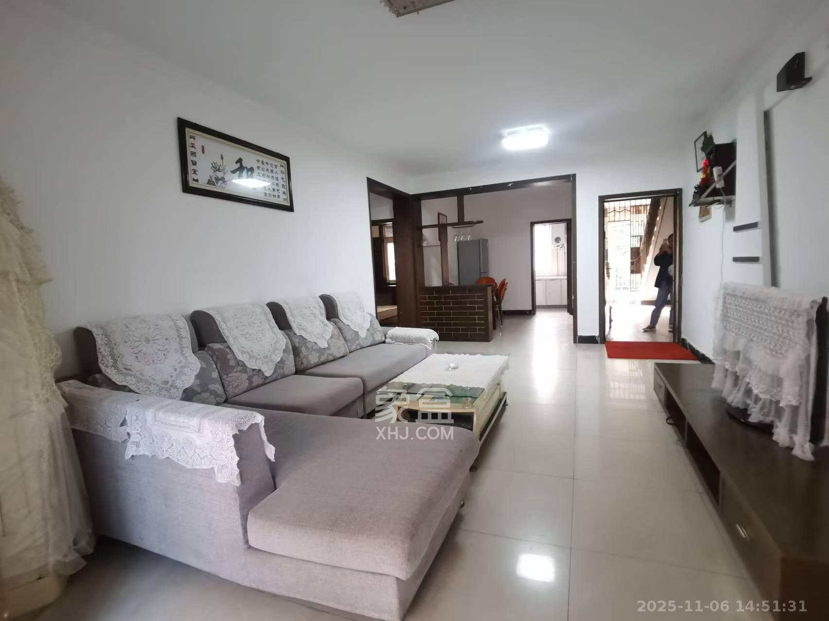 华欣公寓  2室2厅1卫    1500.0元/月室内图