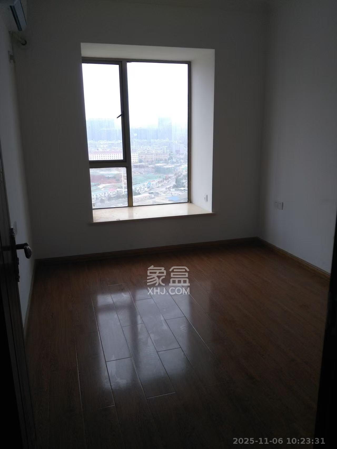 江山帝景雅典  1室2厅1卫    2700.0元/月室内图