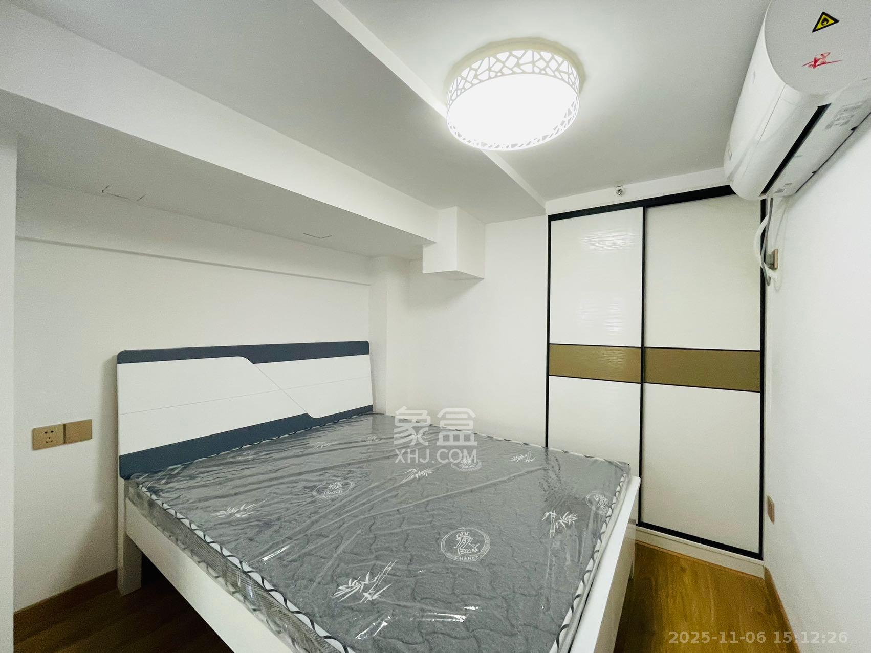 金地中交麓谷香颂(金地中交雅苑)  1室1厅1卫    2200.0元/月室内图