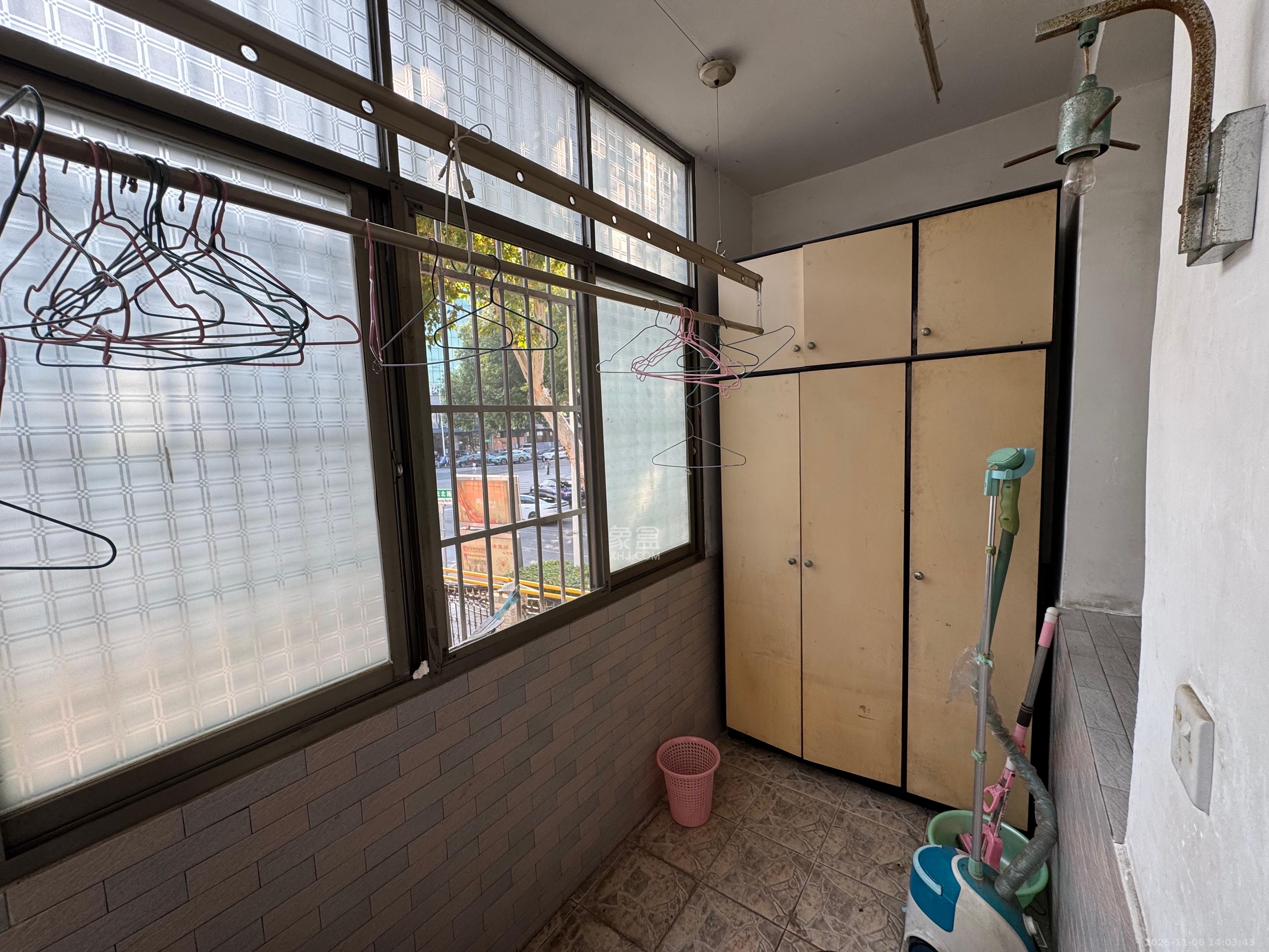 曙光小区  2室2厅1卫    1700.0元/月室内图