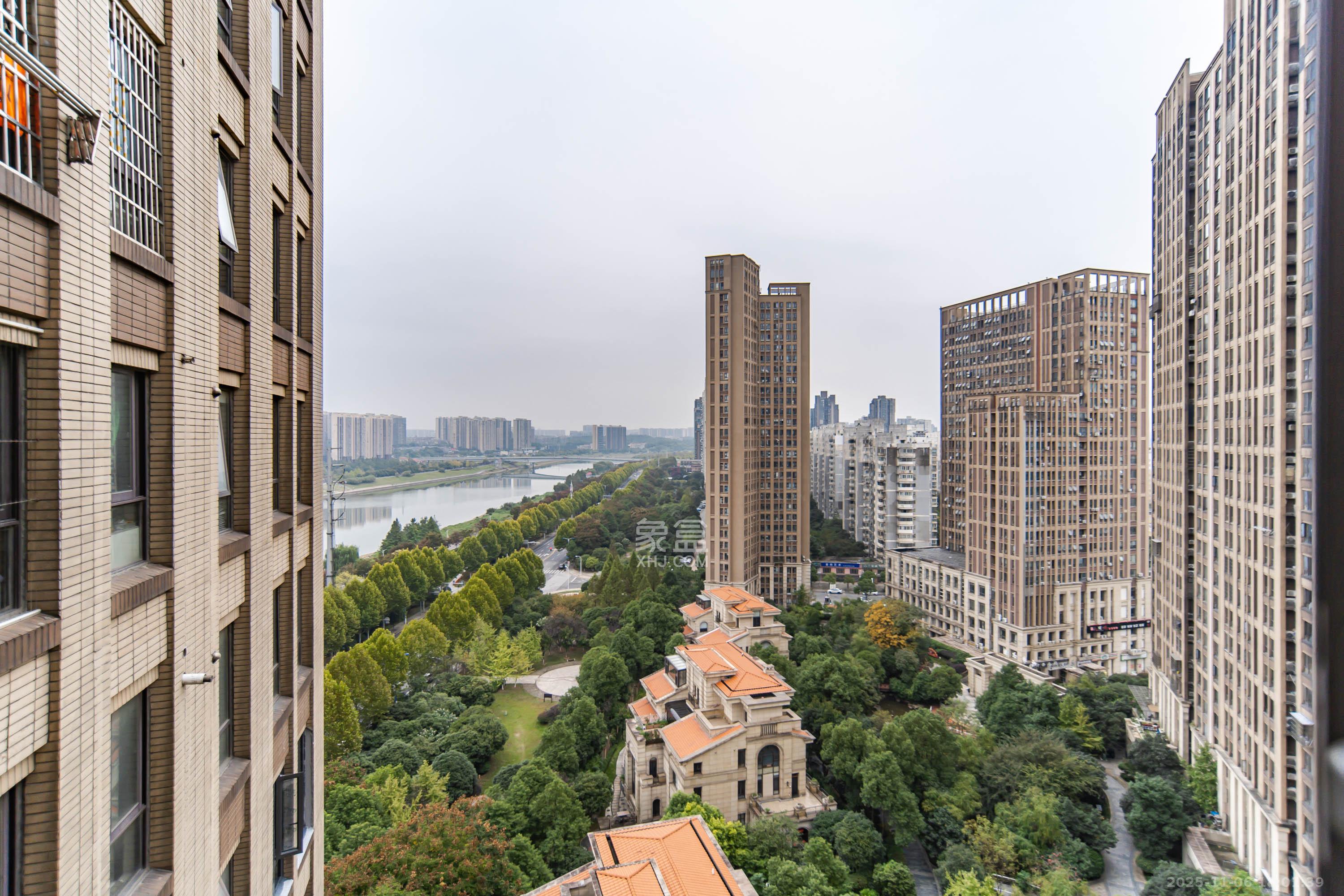 听香水榭 4室2厅2卫 158.0万 听香水榭 4室2厅2卫 158.0万其他