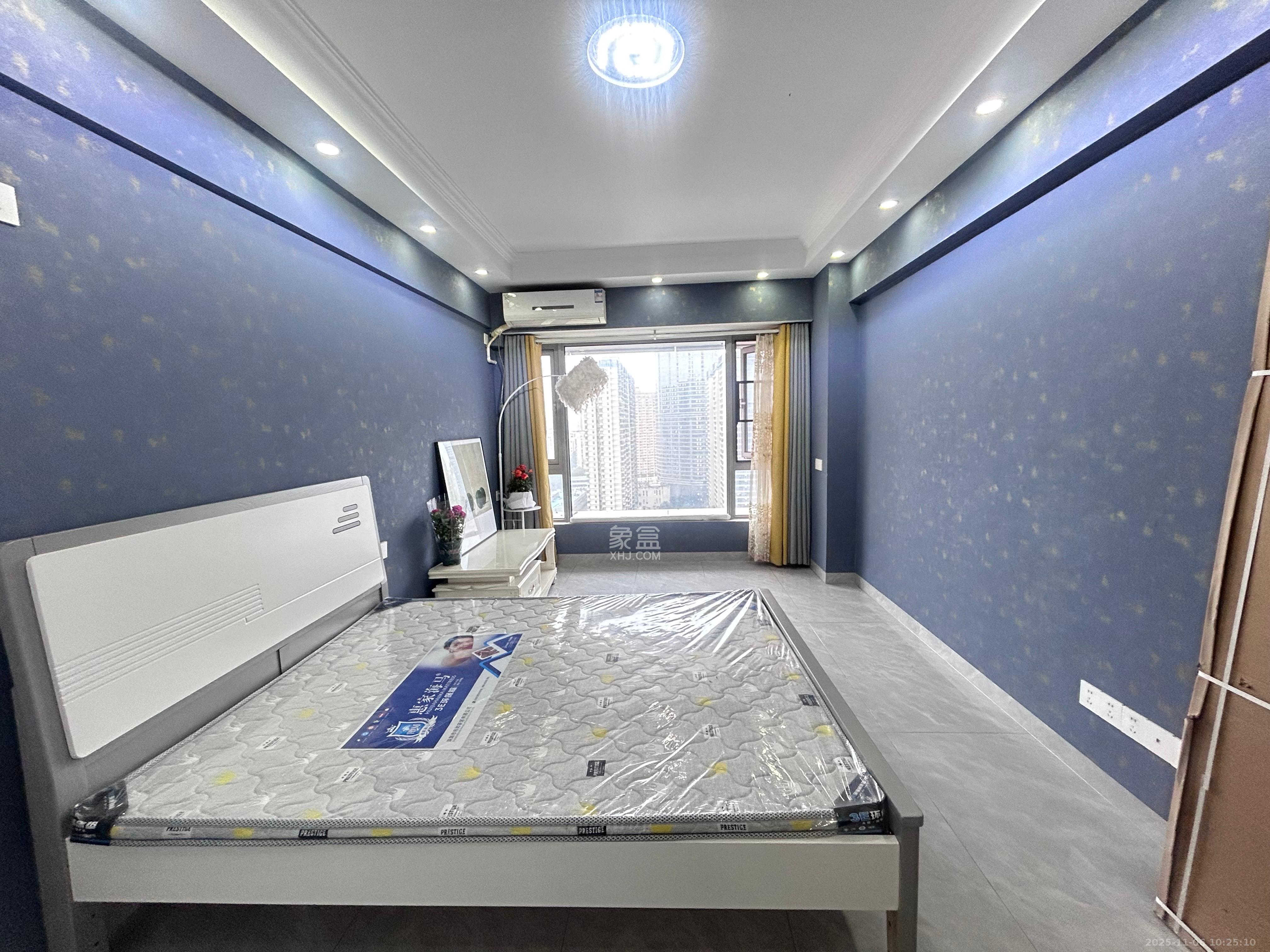 保利天禧EF区  1室0厅0卫    1800.0元/月