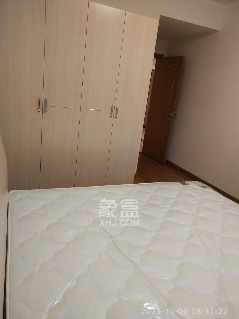 中建璟和城  3室2厅2卫    2200.0元/月室内图