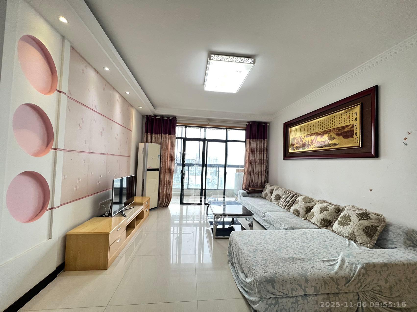 湘江世纪城望江苑 3室2厅2卫 2700.0元/月 湘江世纪城望江苑 3室2厅2卫 2700.0元/月室内图