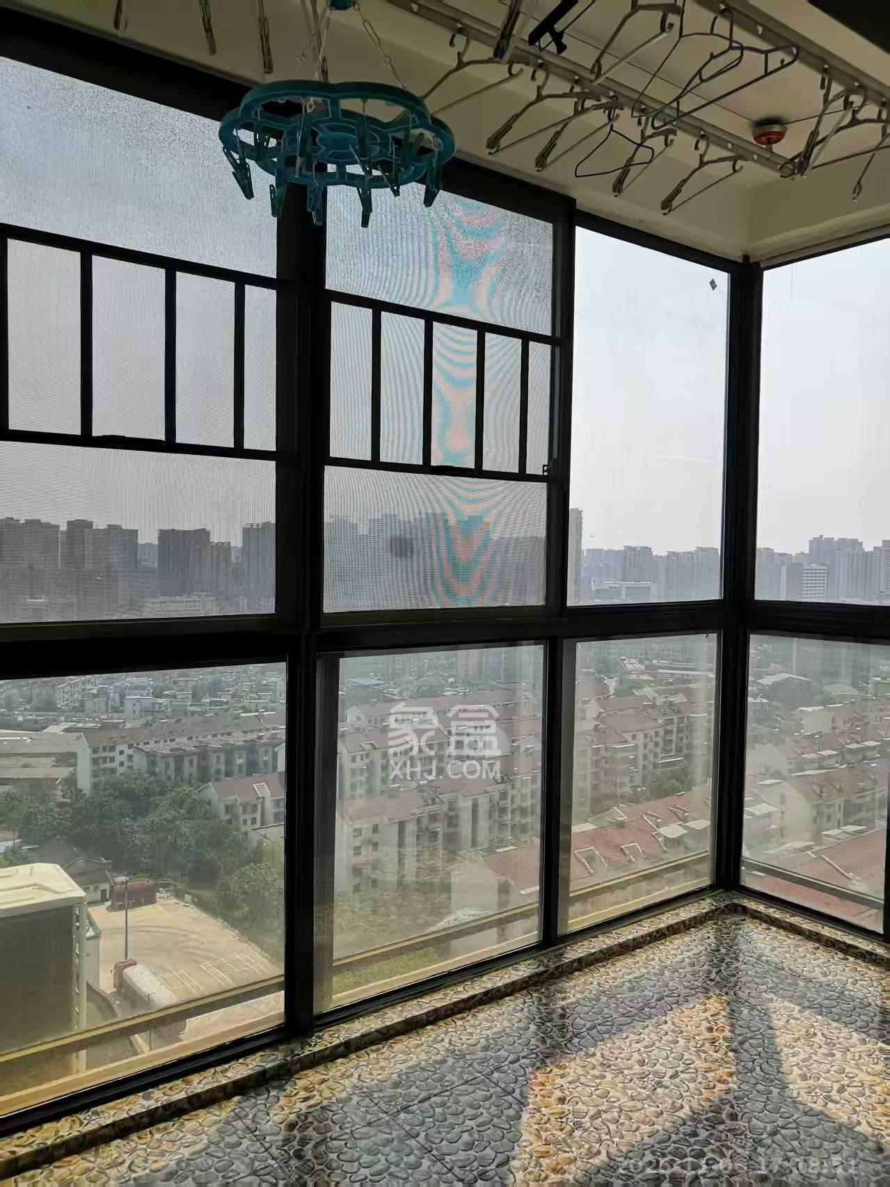 城南故事家园  2室1厅1卫    2200.0元/月室内图