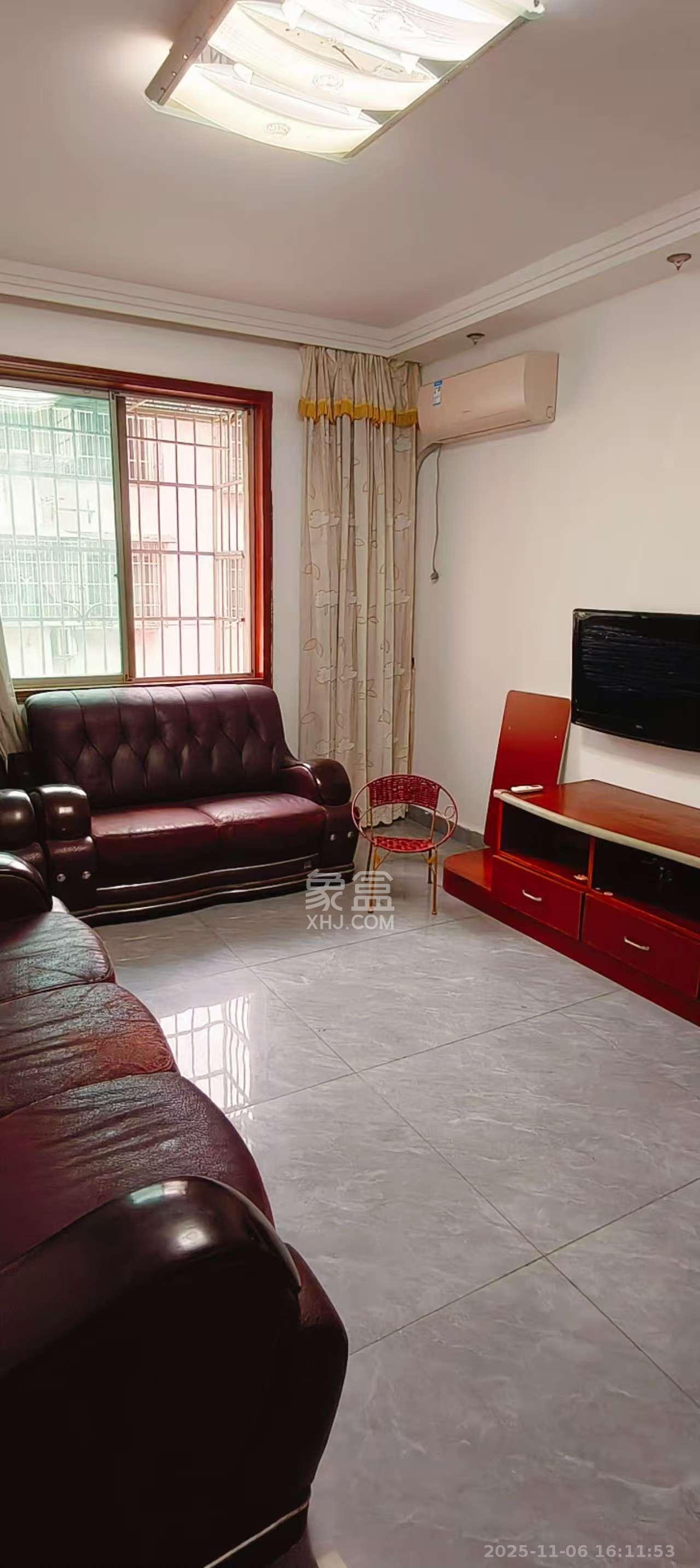 茶叶大市场“山水茗园” 2室2厅1卫 1300.0元/月 茶叶大市场“山水茗园” 2室2厅1卫 1300.0元/月室内图