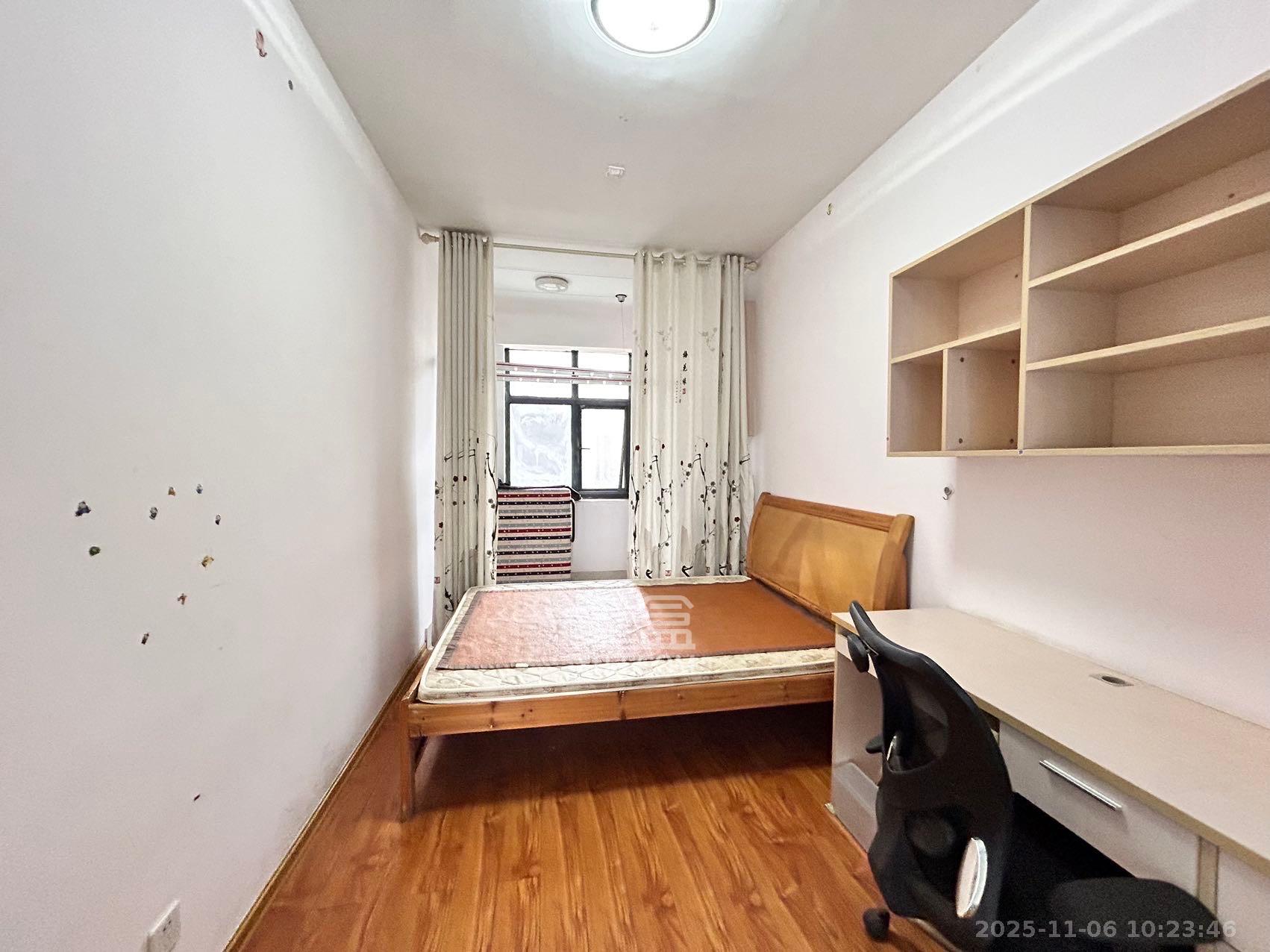 长盛岚庭  3室2厅1卫    2000.0元/月室内图