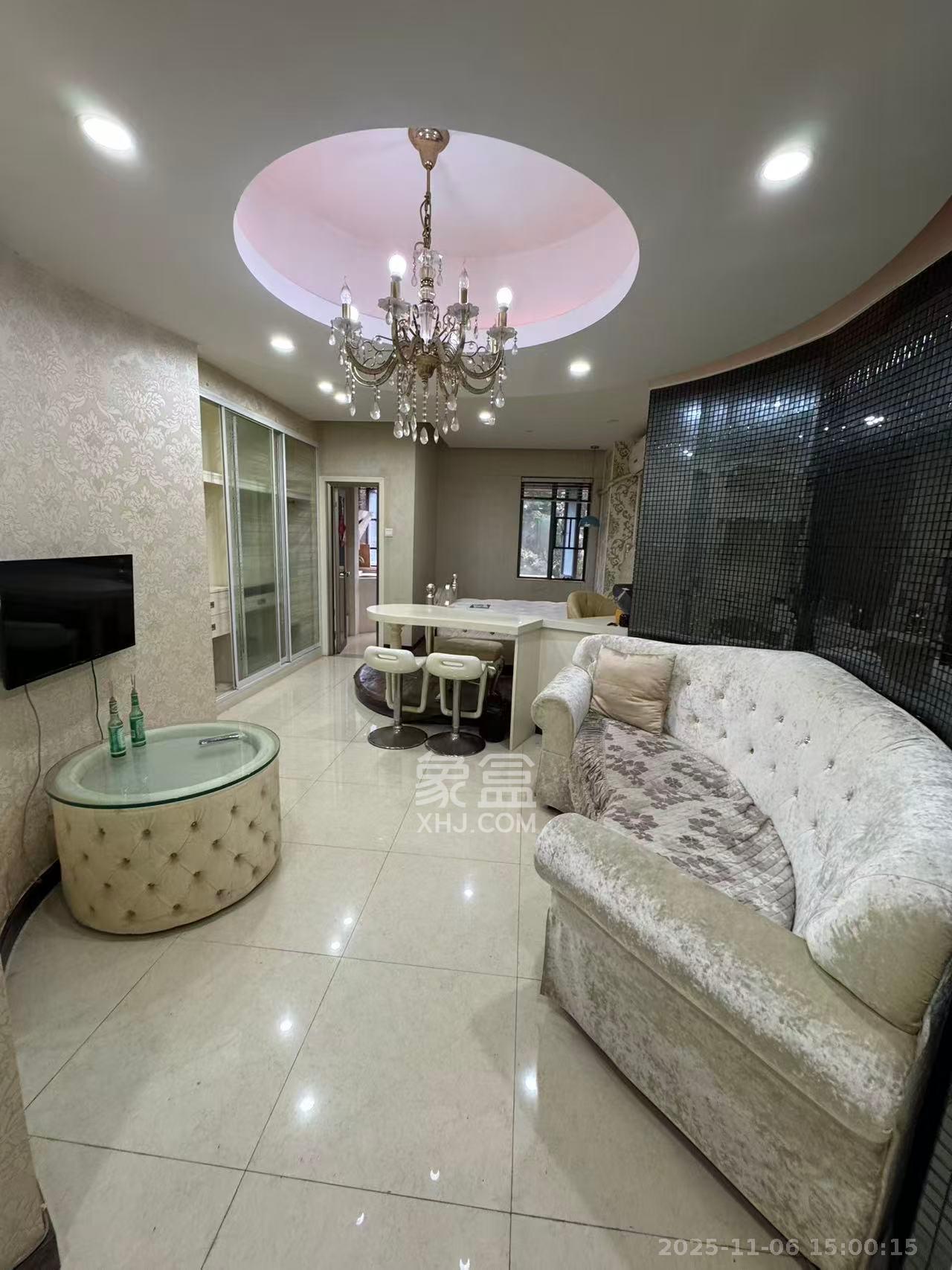 万博汇 1室1厅1卫 1700.0元/月 万博汇 1室1厅1卫 1700.0元/月室内图