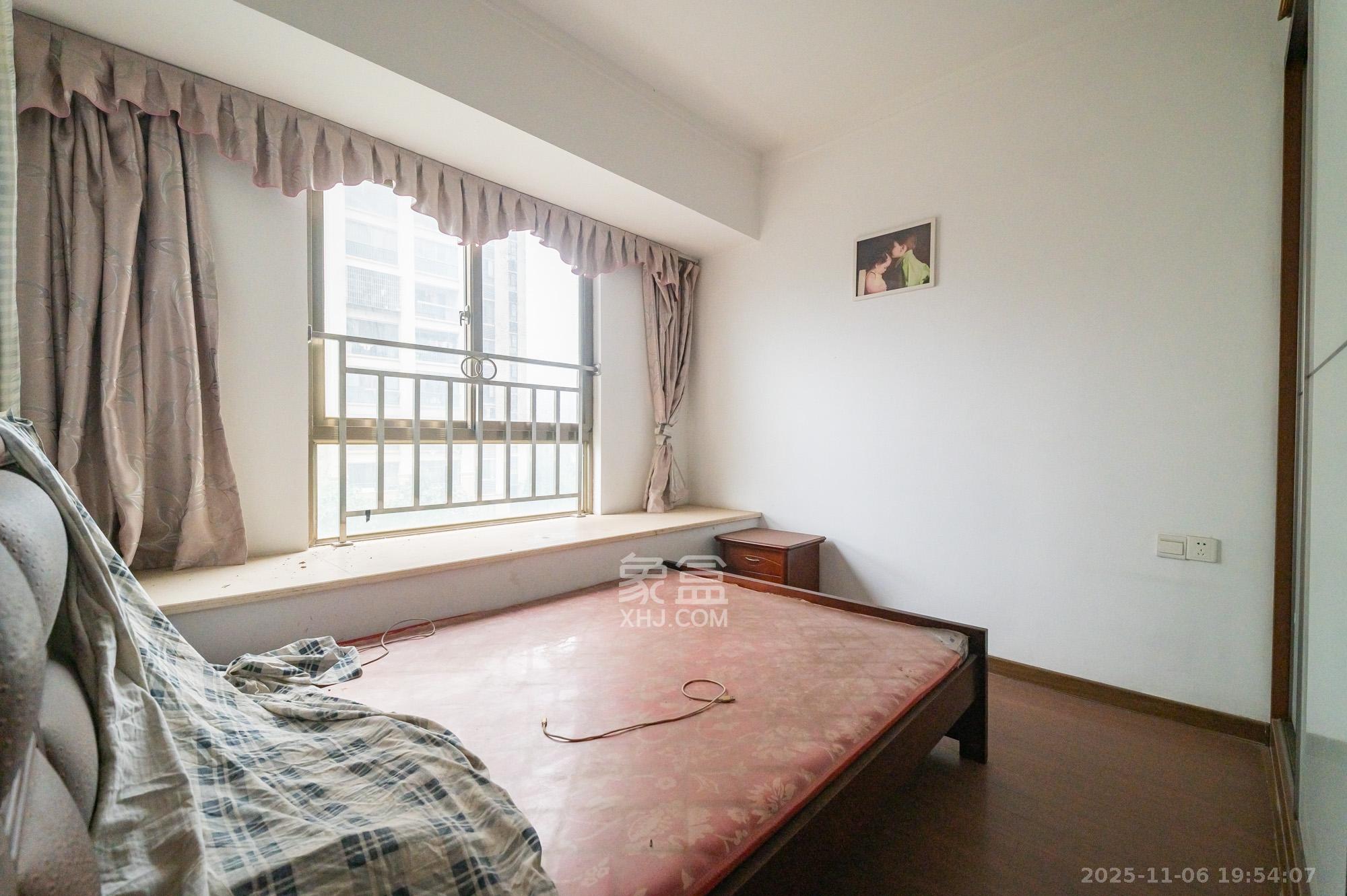 碧桂园威尼斯城 3室2厅2卫 72.0万 碧桂园威尼斯城 3室2厅2卫 72.0万卧室