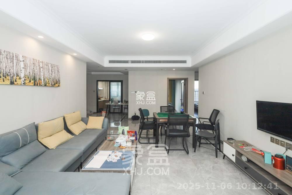 梦想新天地  3室2厅2卫    3000.0元/月