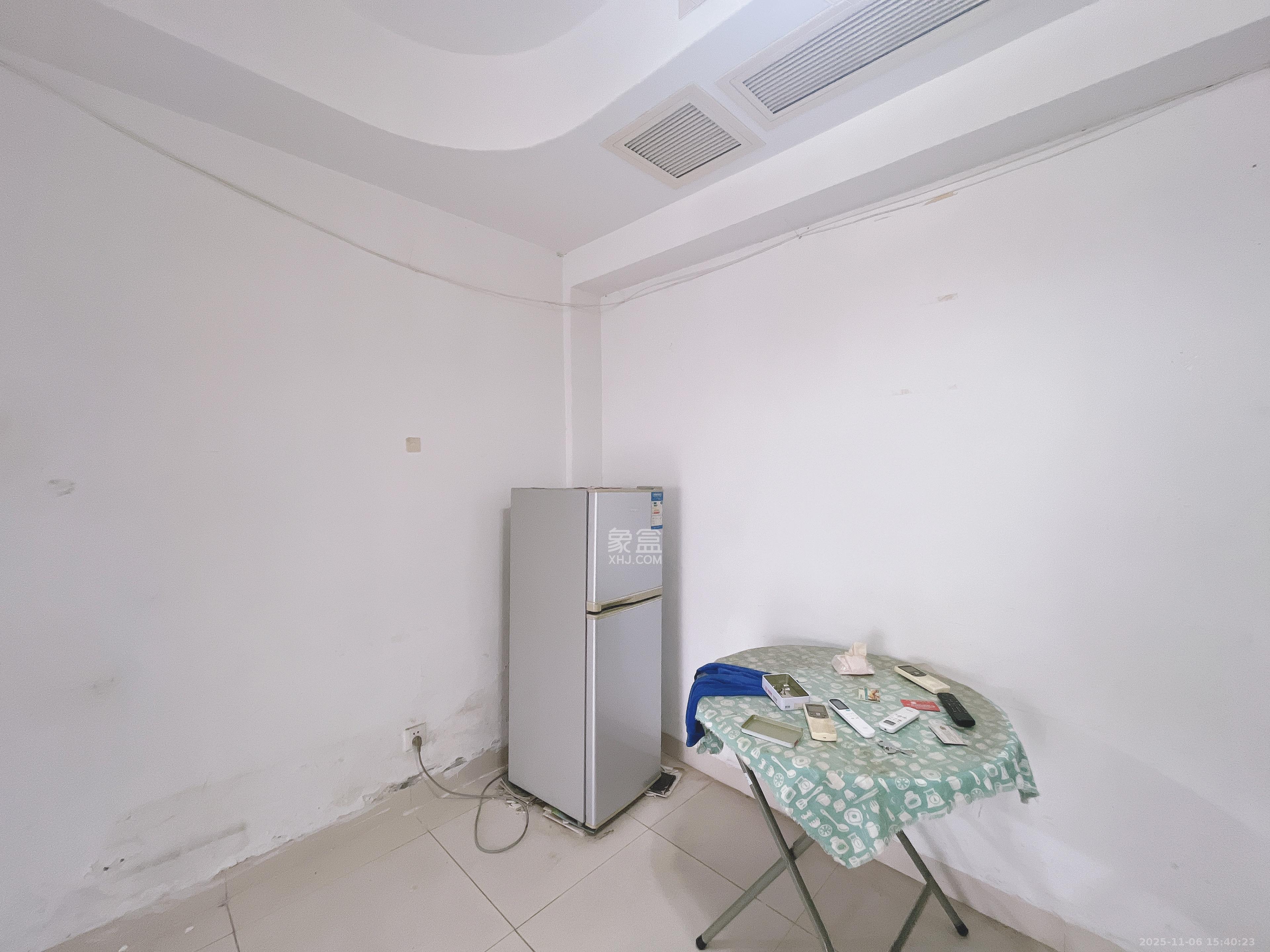 莱茵城 2室2厅1卫 1600.0元/月 莱茵城 2室2厅1卫 1600.0元/月室内图