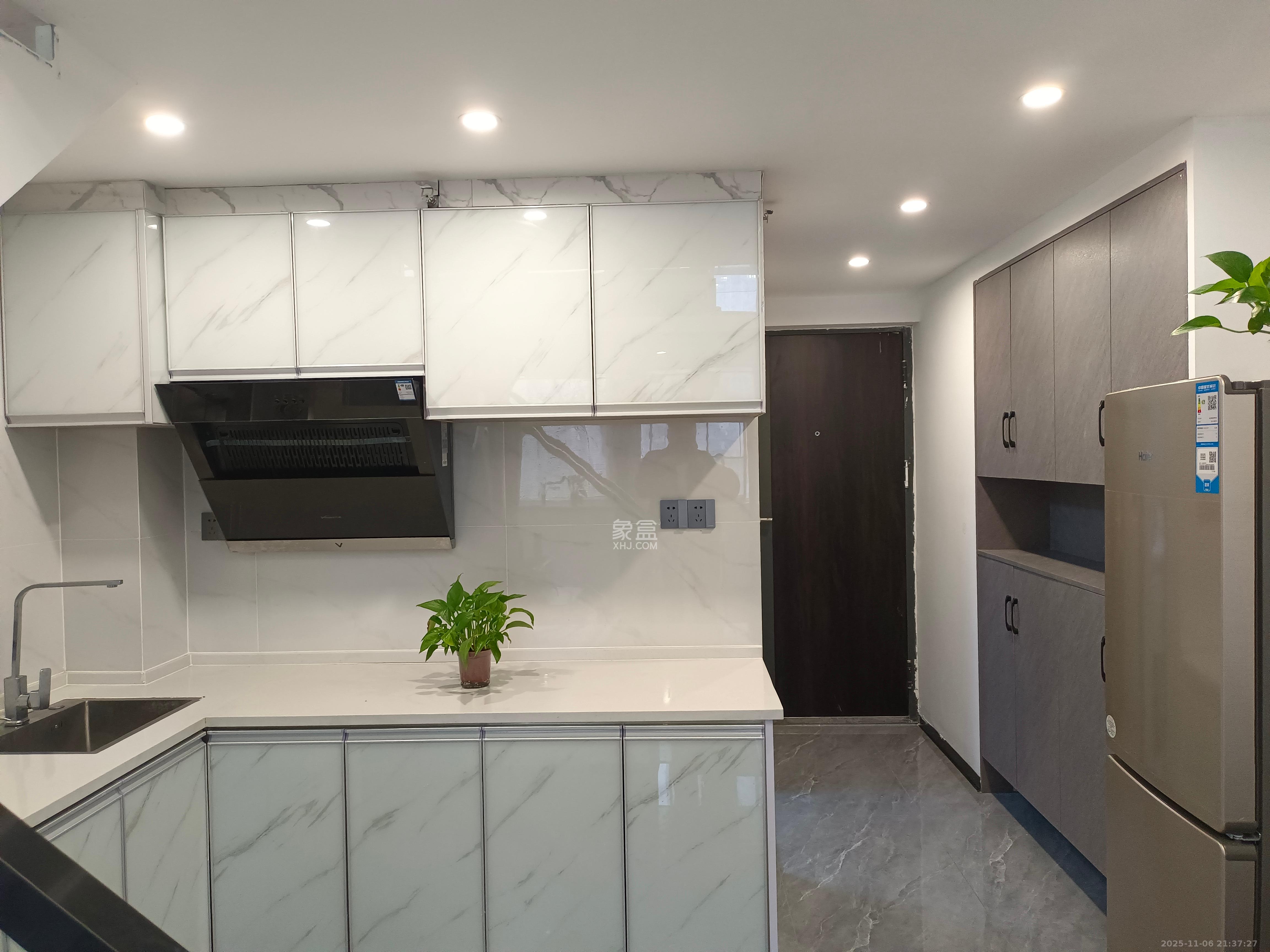 太阳城  2室2厅1卫    1600.0元/月室内图