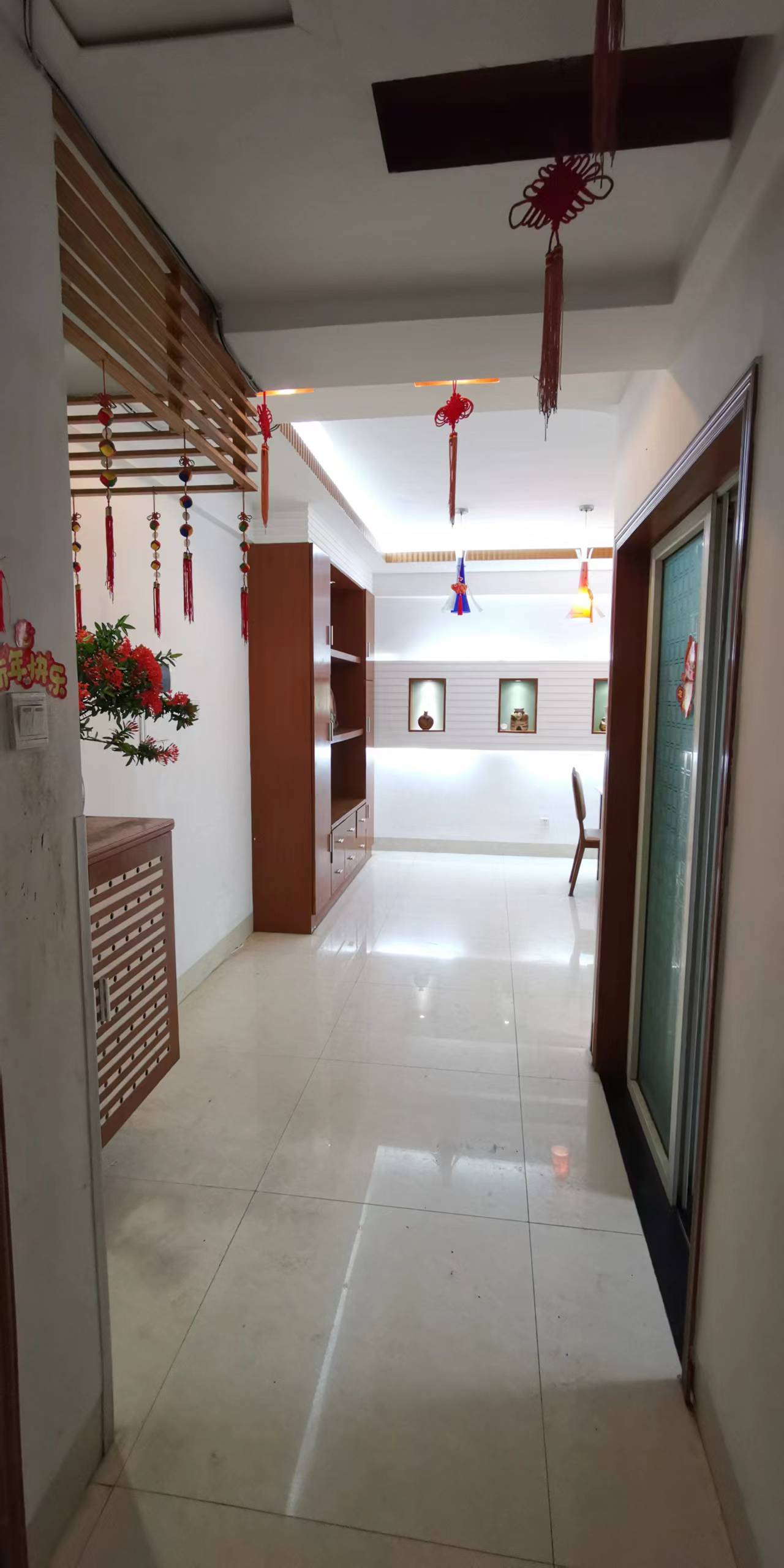 华贸大厦(华贸花苑) 3室2厅1卫 3400.0元/月 华贸大厦(华贸花苑) 3室2厅1卫 3400.0元/月室内图