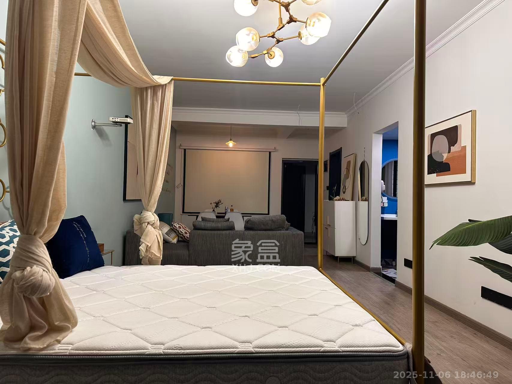 保利西海岸B区 1室2厅1卫 2700.0元/月 保利西海岸B区 1室2厅1卫 2700.0元/月室内图