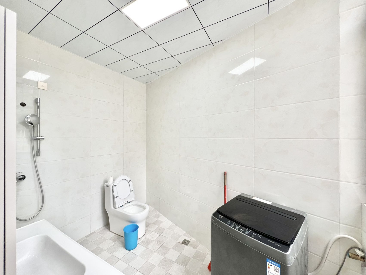 滨景花园  5室3厅3卫    9000.0元/月室内图