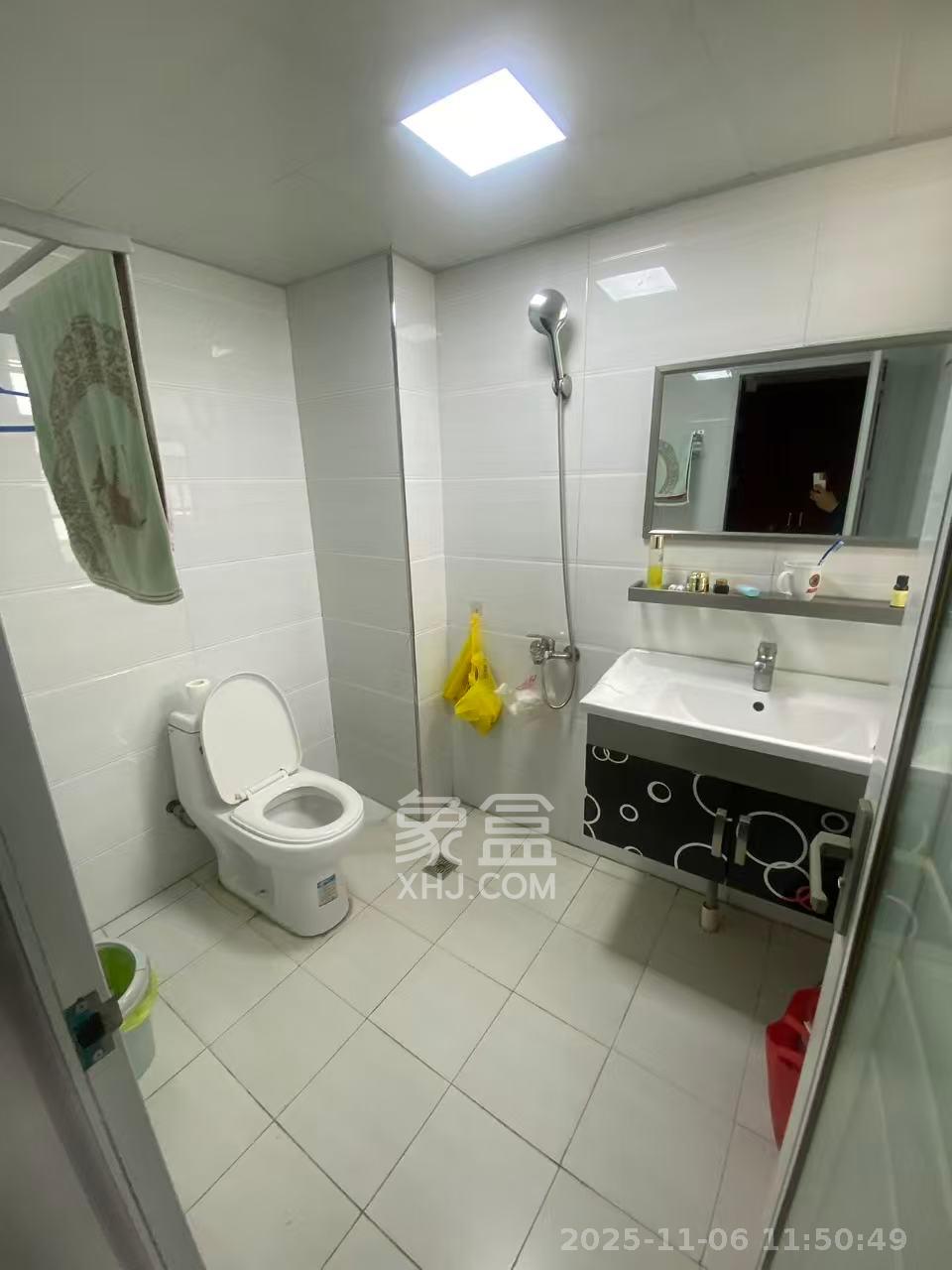 湘瑞嘉园  4室2厅2卫    2500.0元/月室内图