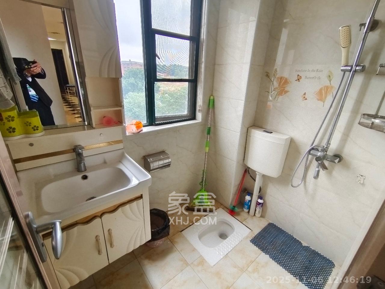 绿洲花园  3室2厅2卫    3000.0元/月室内图