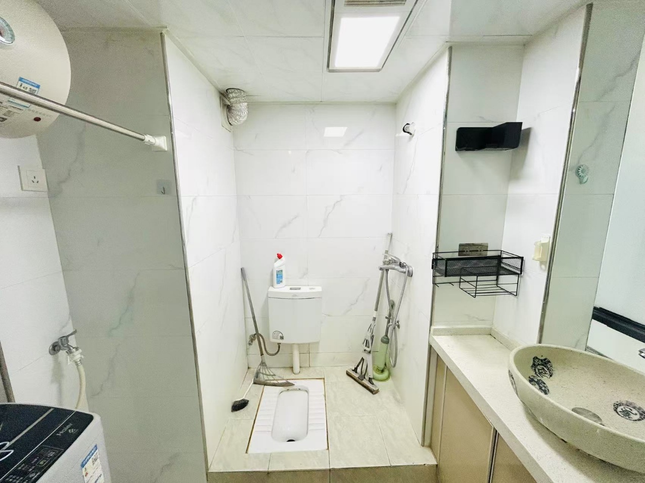 裕天国际商汇中心 1室0厅0卫 1700.0元/月 裕天国际商汇中心 1室0厅0卫 1700.0元/月户型图