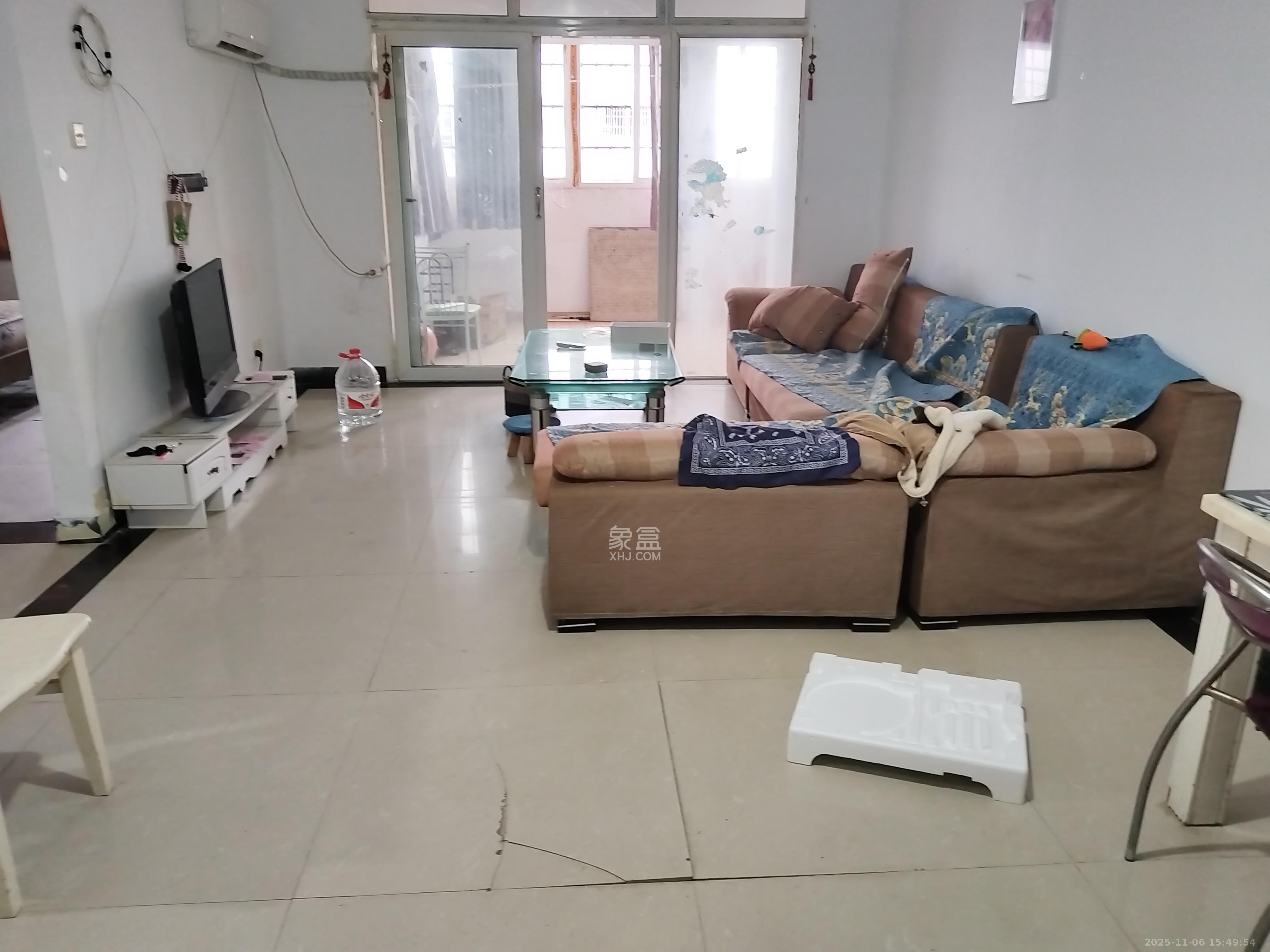 德润园  1室1厅1卫    1600.0元/月户型图