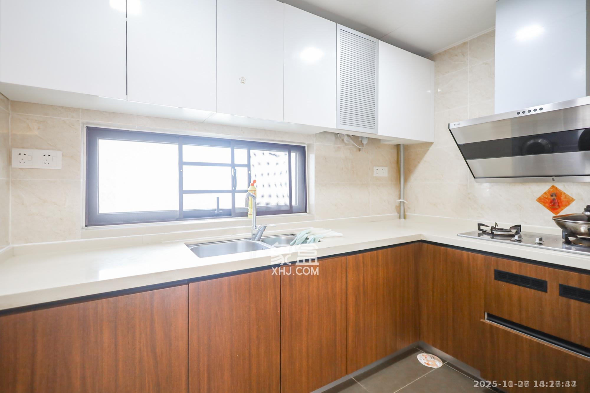 万科里金域国际  4室2厅2卫    4500.0元/月室内图