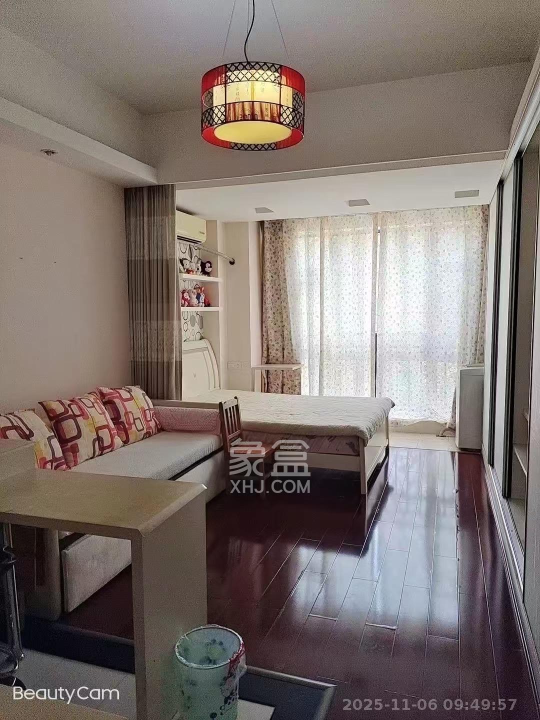 共和世家 1室1厅1卫 2000.0元/月 共和世家 1室1厅1卫 2000.0元/月室内图