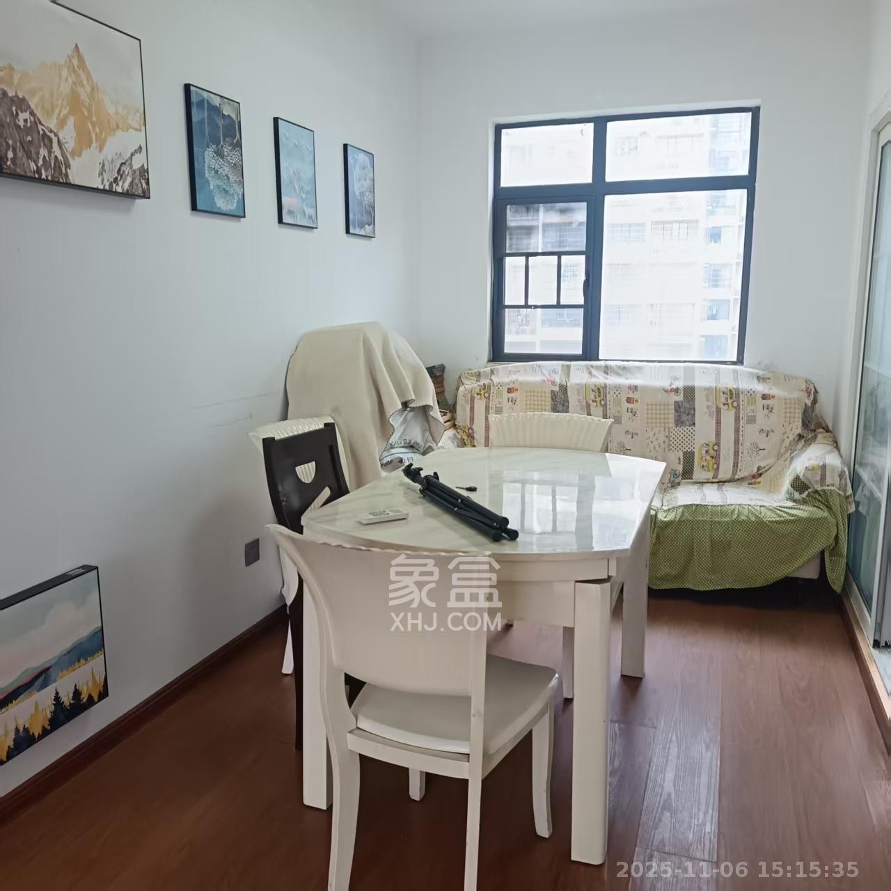 中国铁建国际城二期 4室2厅2卫 2300.0元/月 中国铁建国际城二期 4室2厅2卫 2300.0元/月室内图