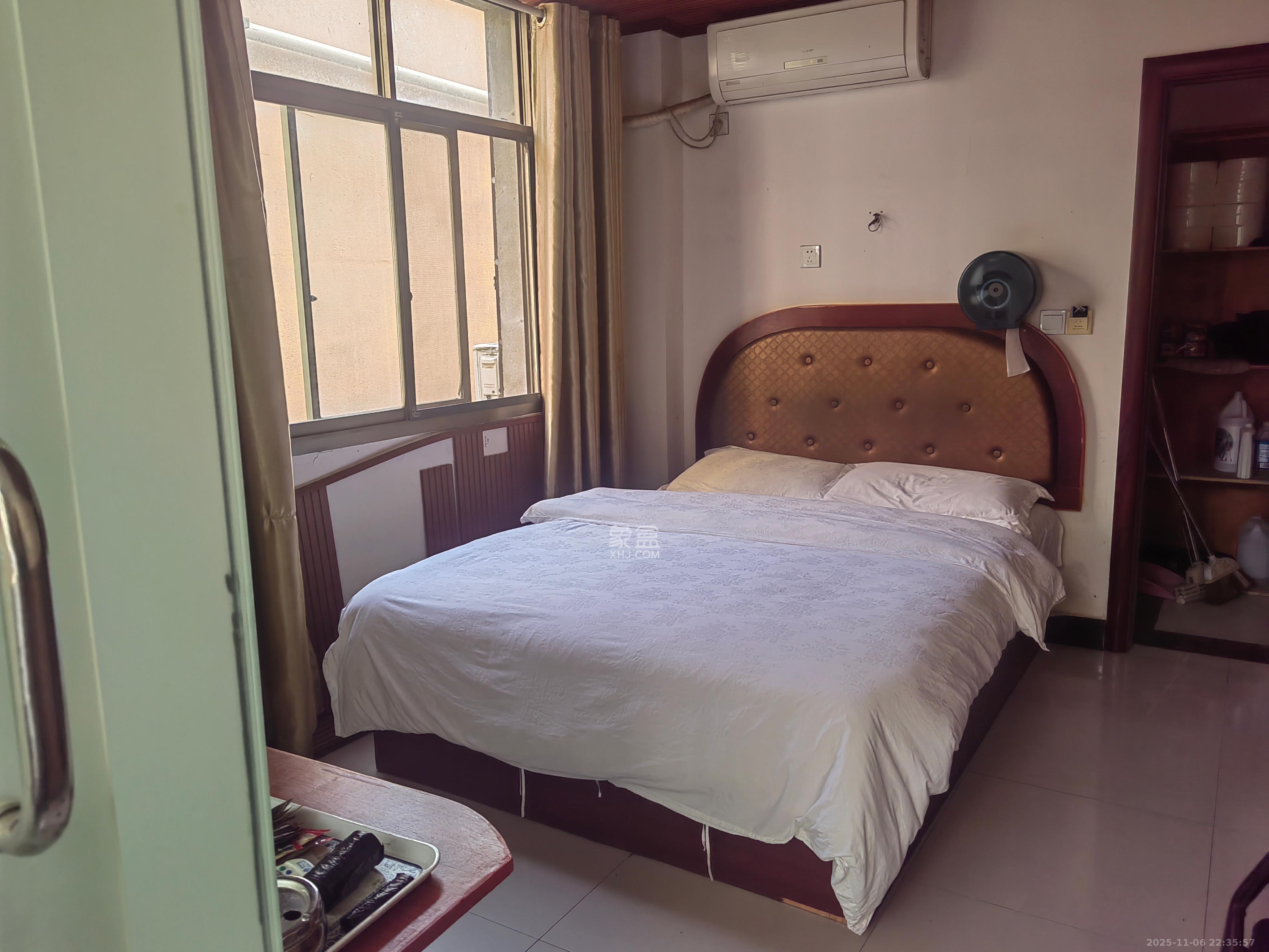 新雅园  1室0厅1卫    450.0元/月