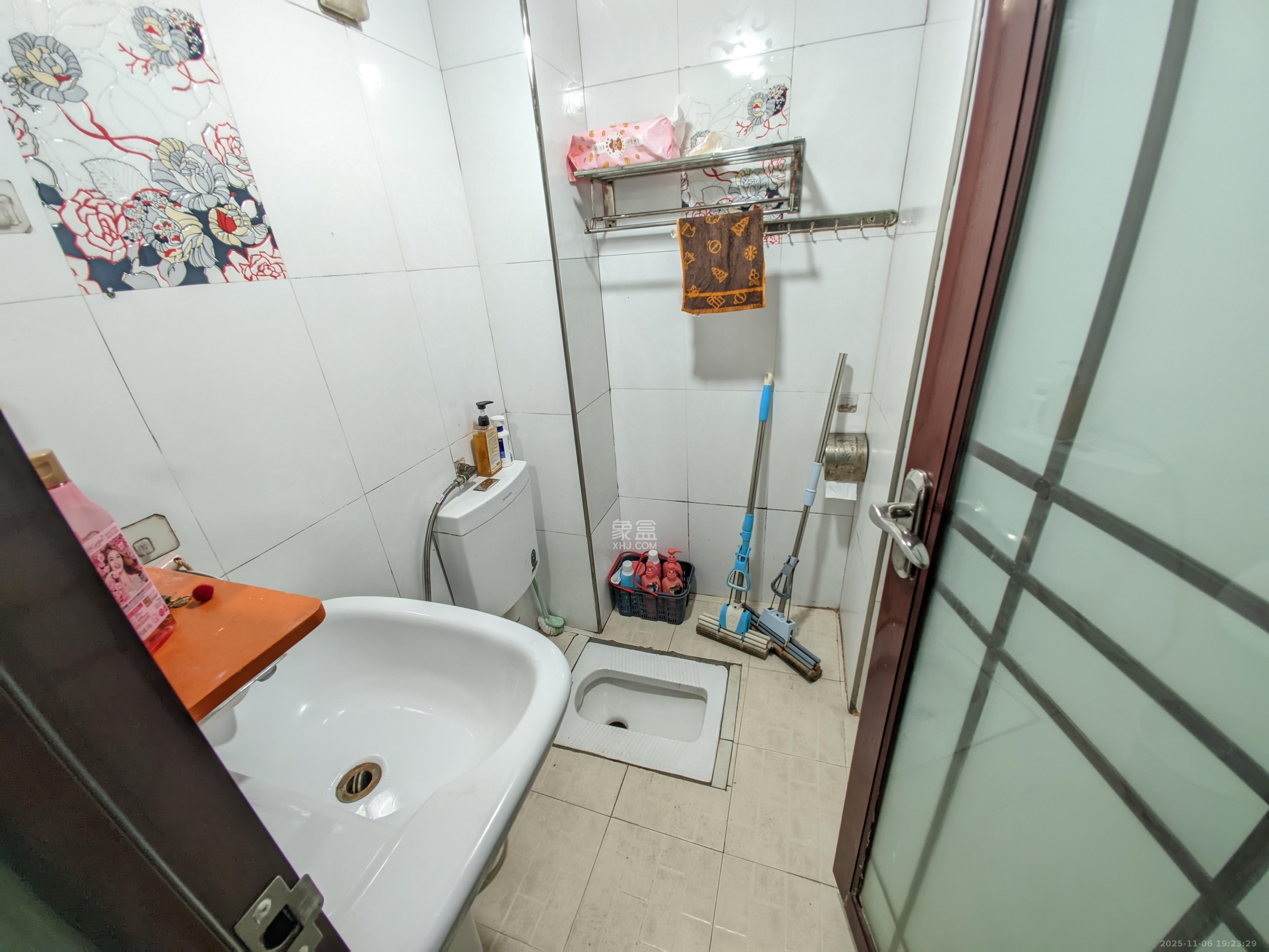 高桥现代商贸城 1室1厅1卫 1800.0元/月 高桥现代商贸城 1室1厅1卫 1800.0元/月室内图