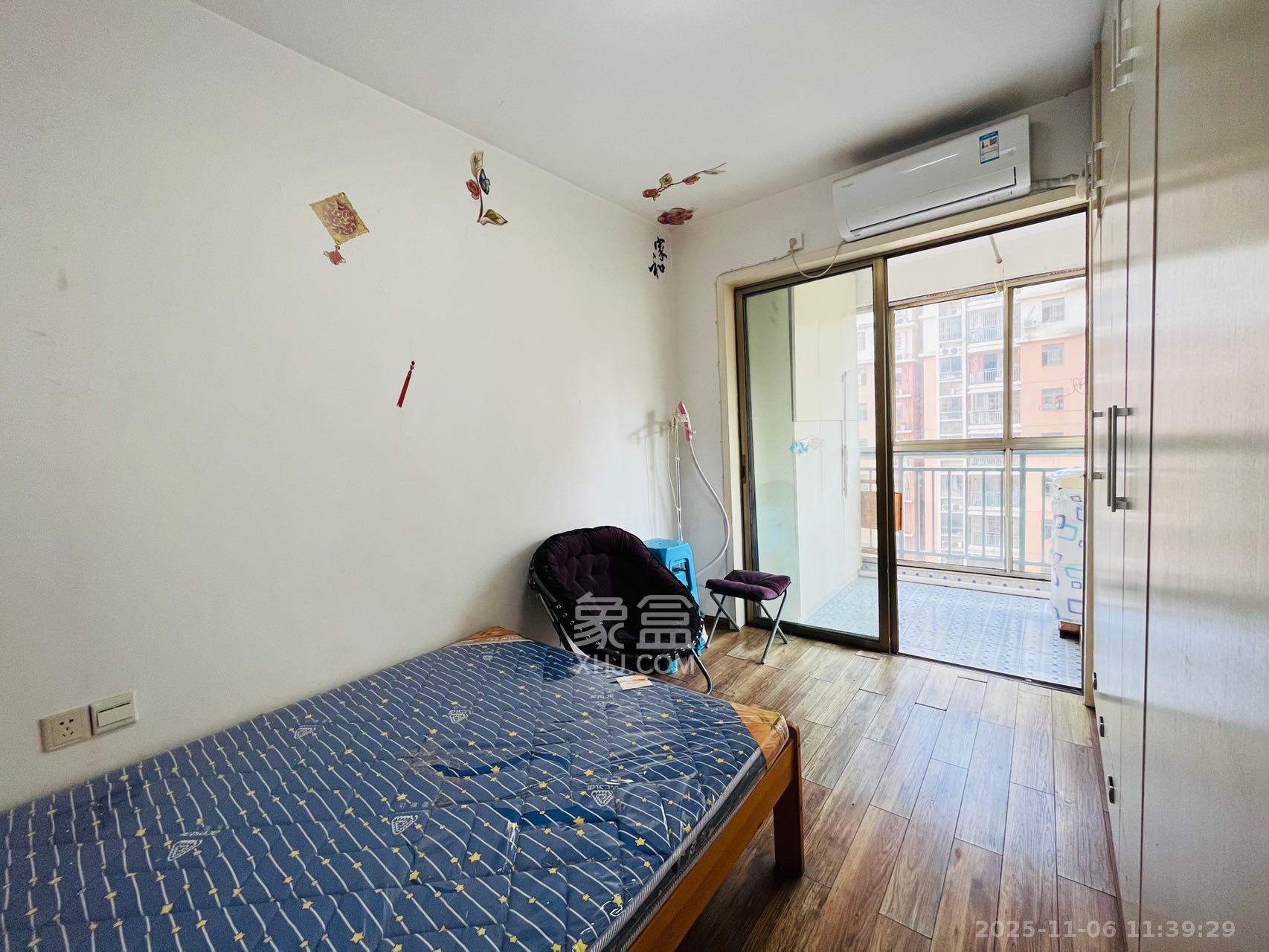 锦湘国际星城二期（锦雅苑）  3室2厅1卫    2550.0元/月室内图